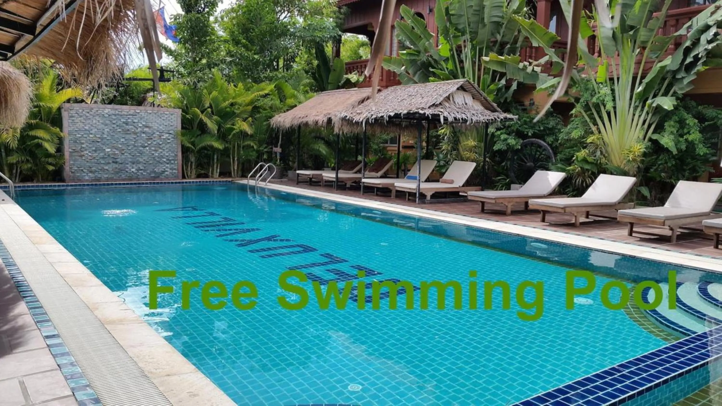Swimming pool in Lux Guesthouse