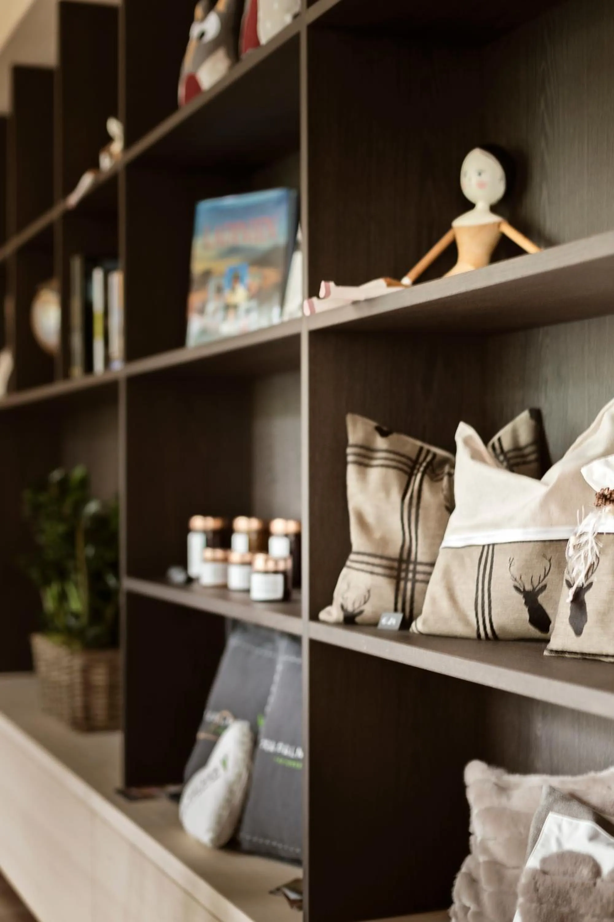 Decorative detail in Pra Palmer The Green B&B