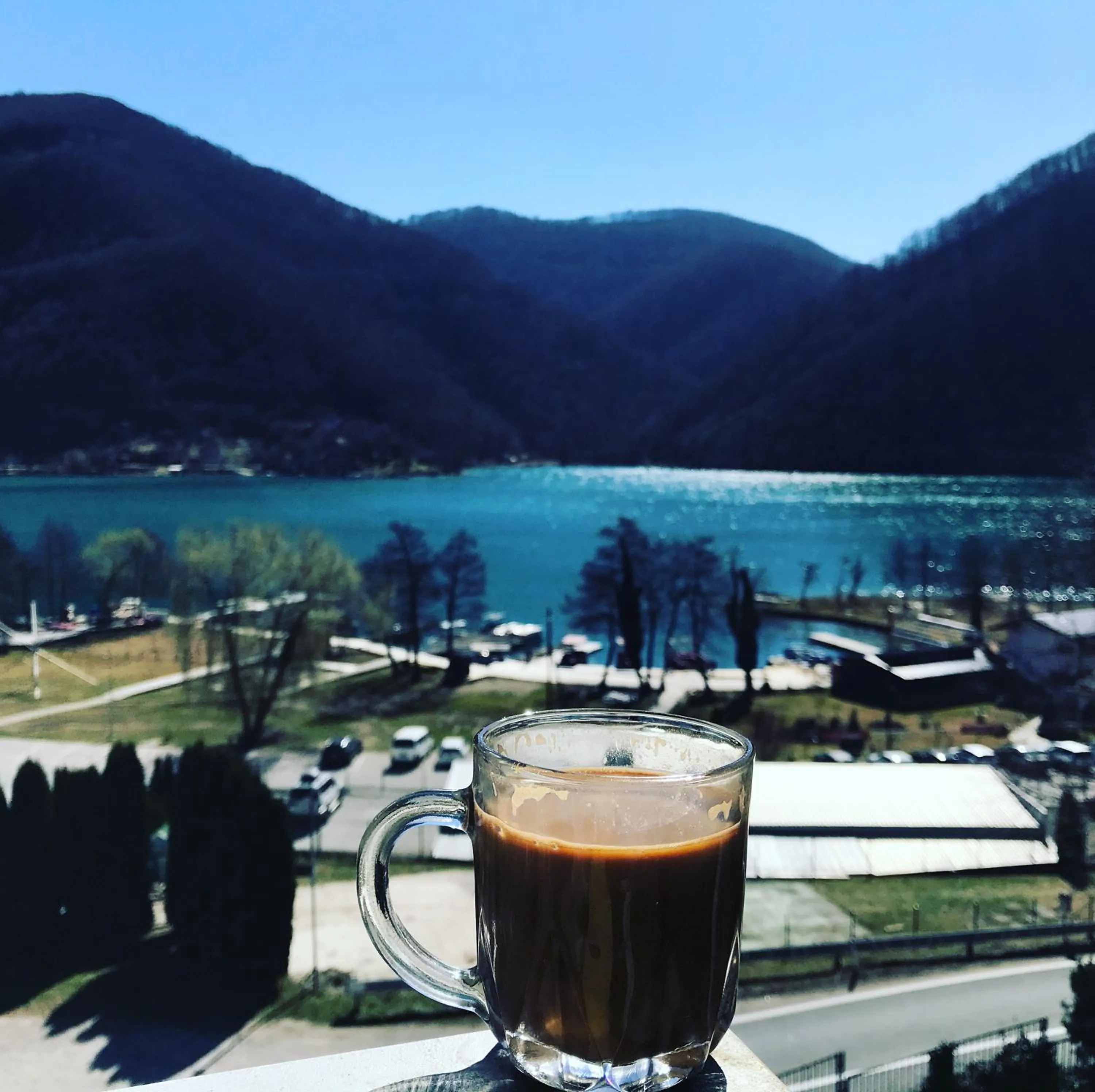 Royal Town Luxury with Panoramic View Wake up to breathtaking lake views and pure tranquility