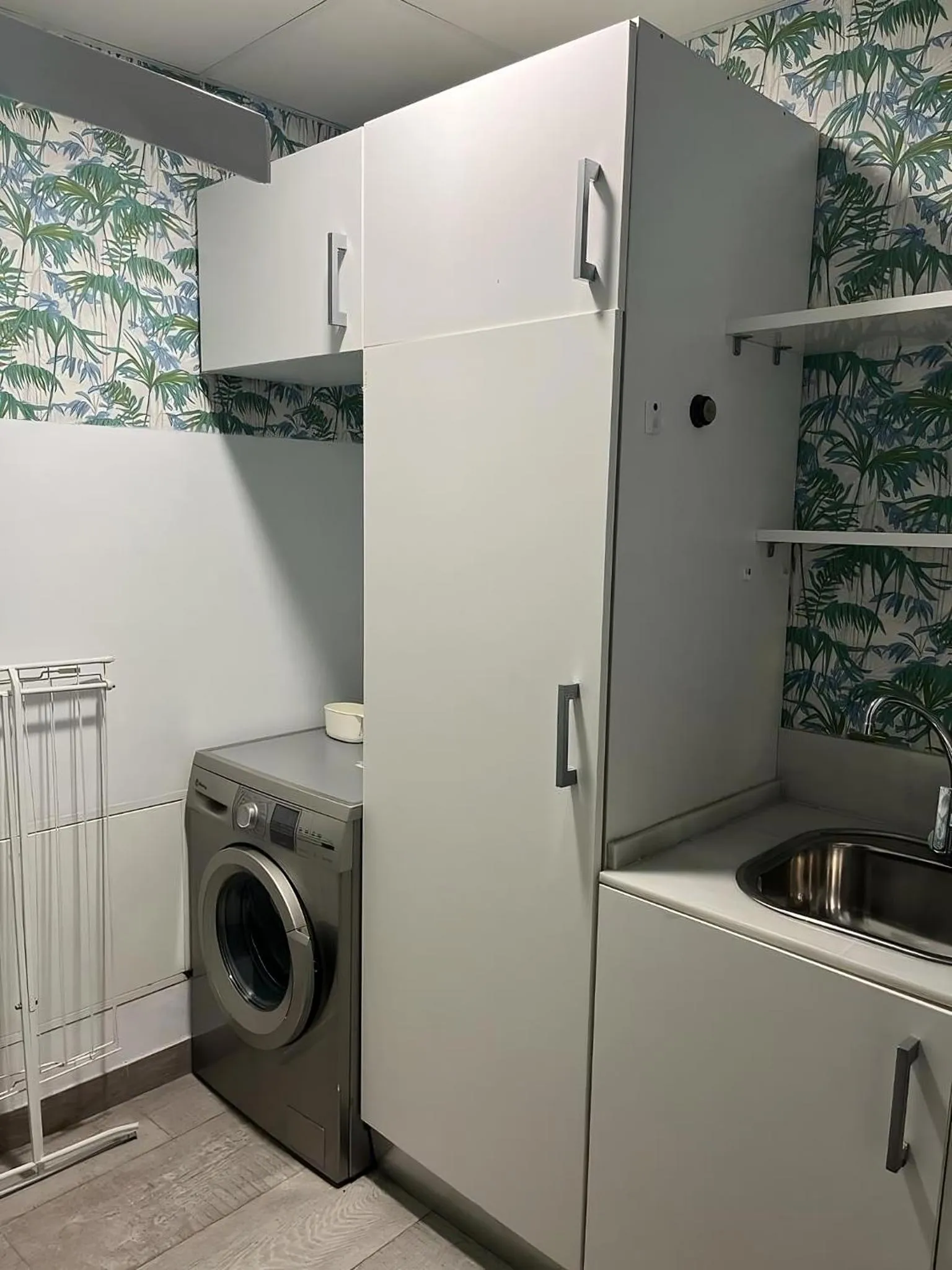 laundry in Apartamentos Living Sevilla Centro Maestranza