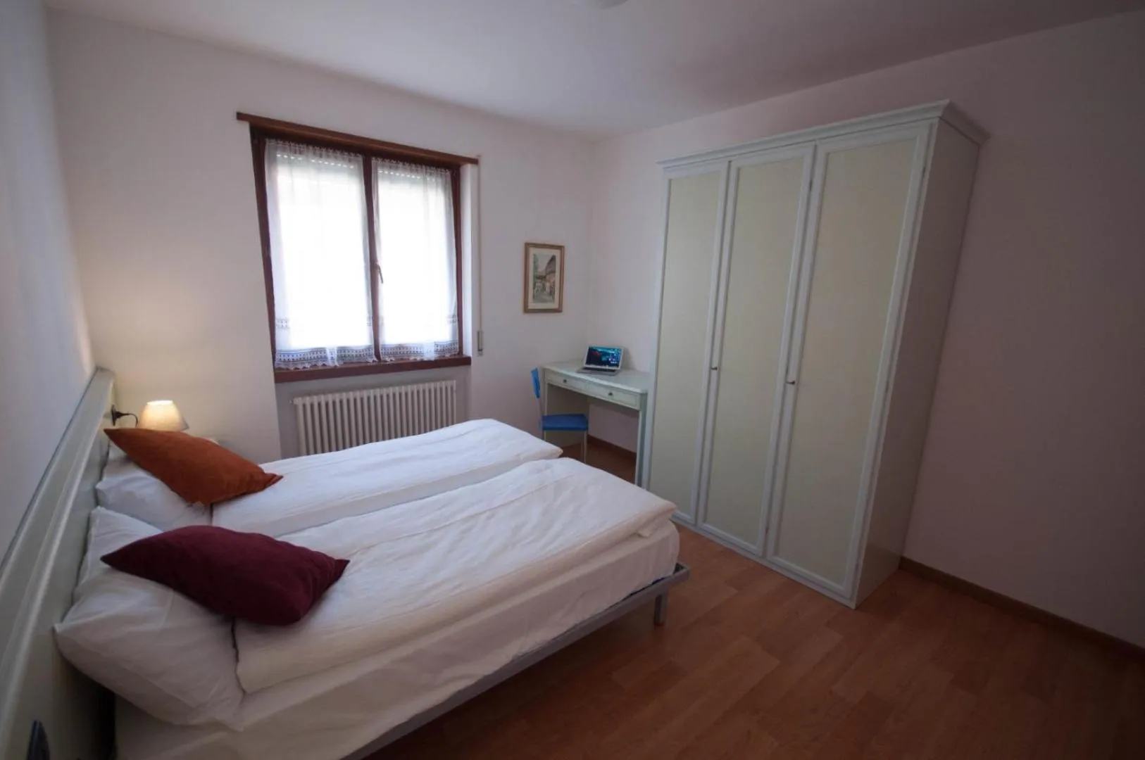 Bed in Hotel Antica Croce - Gardaslowemotion