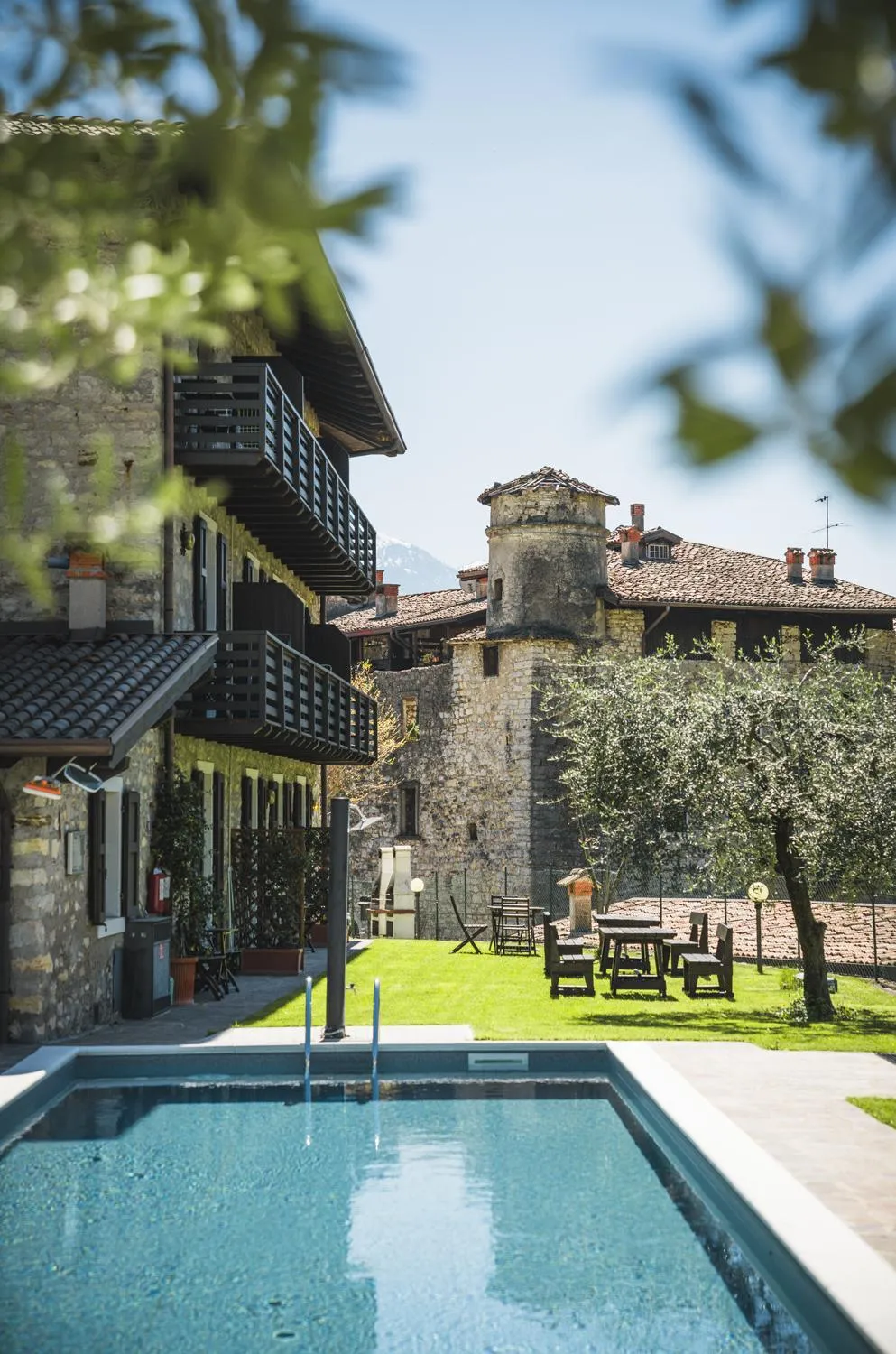 Swimming pool in Hotel Antica Croce - Gardaslowemotion