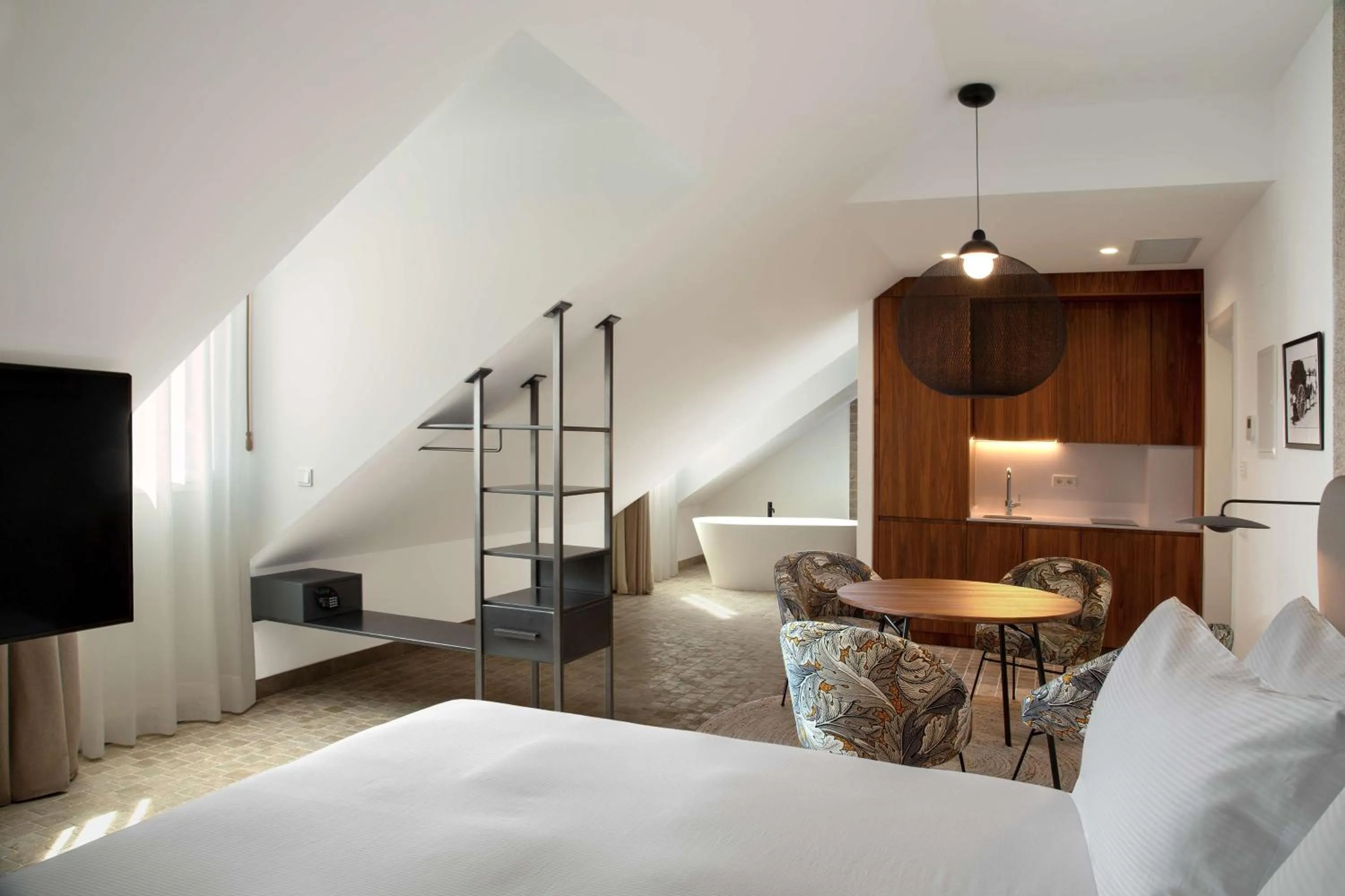 Bedroom, Bed in Atocha Hotel Madrid, Tapestry Collection by Hilton