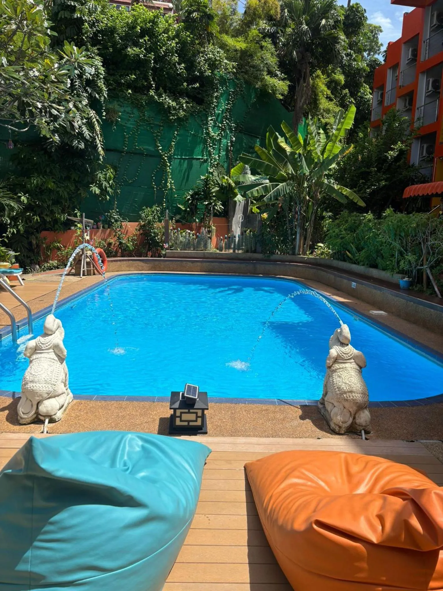 PorterHouse Beach Hotel