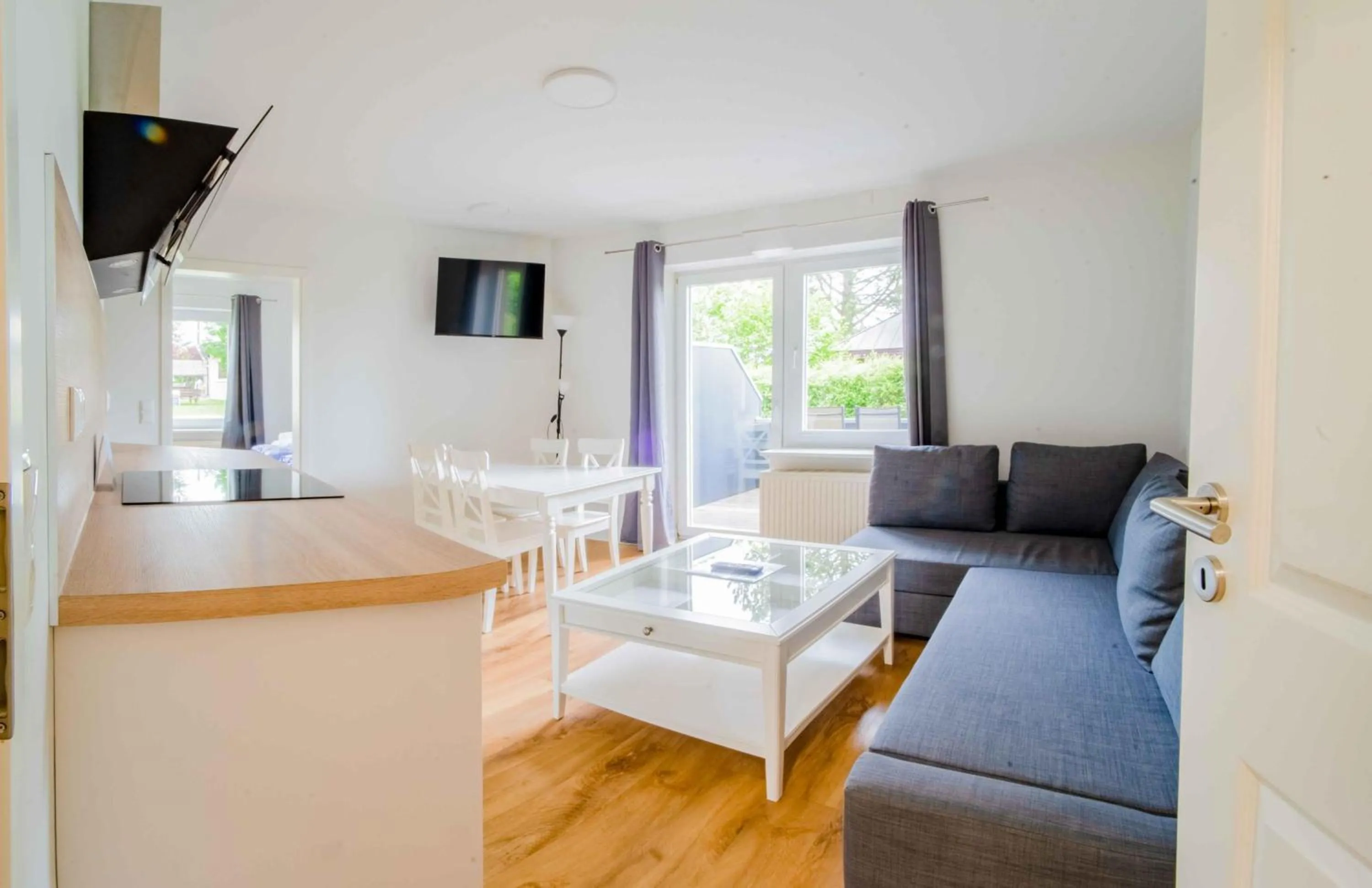 Living room, Bed in Appartementhaus Schleiblick