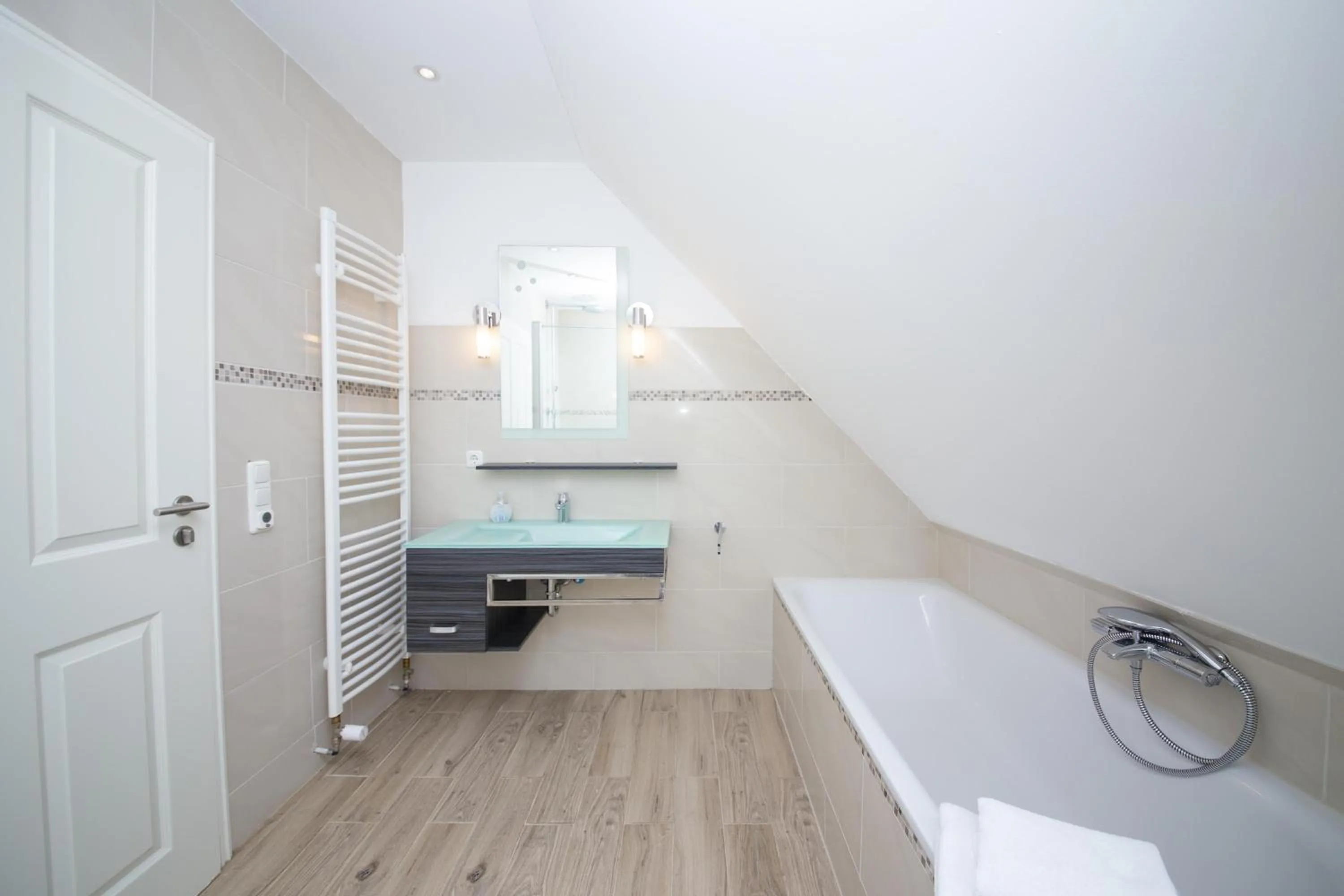 Bathroom, Bed in Appartementhaus Schleiblick