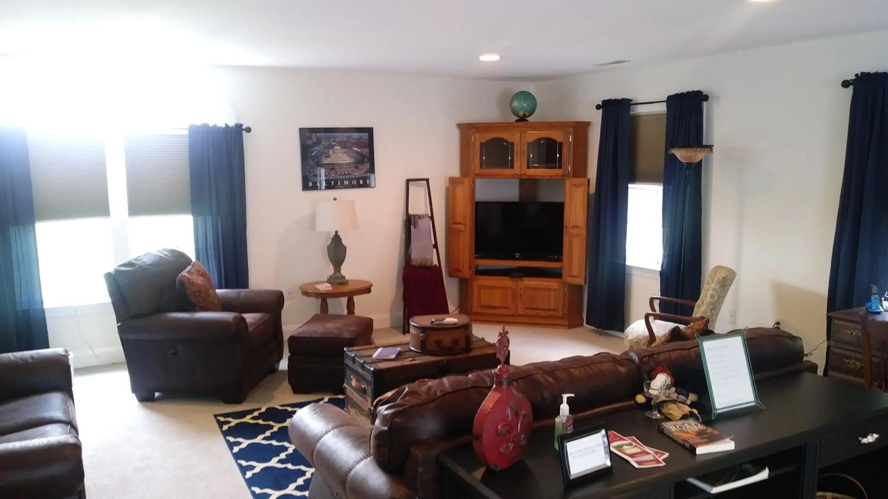 Living room in Marvels on the creek