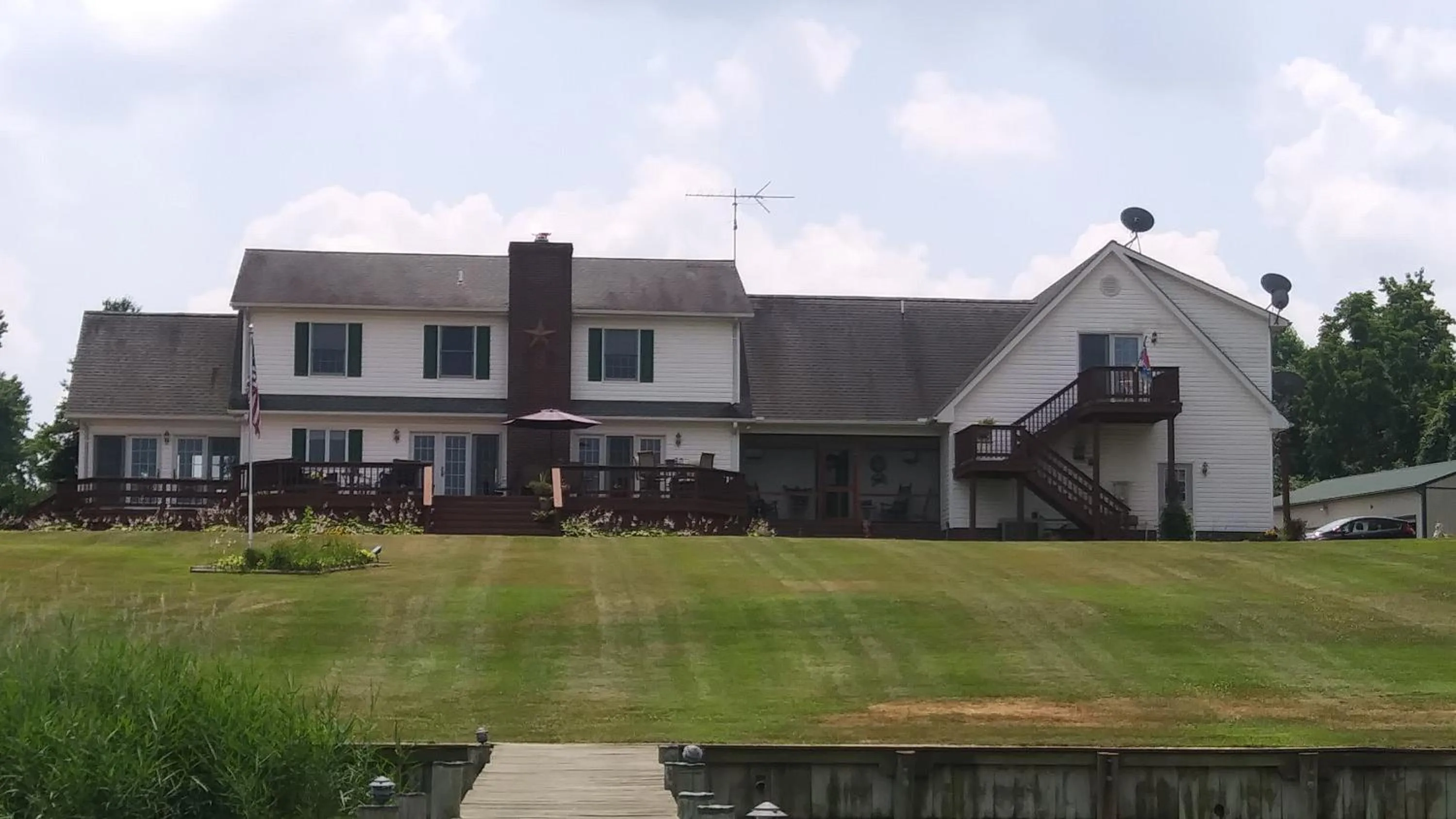 Marvels on the creek