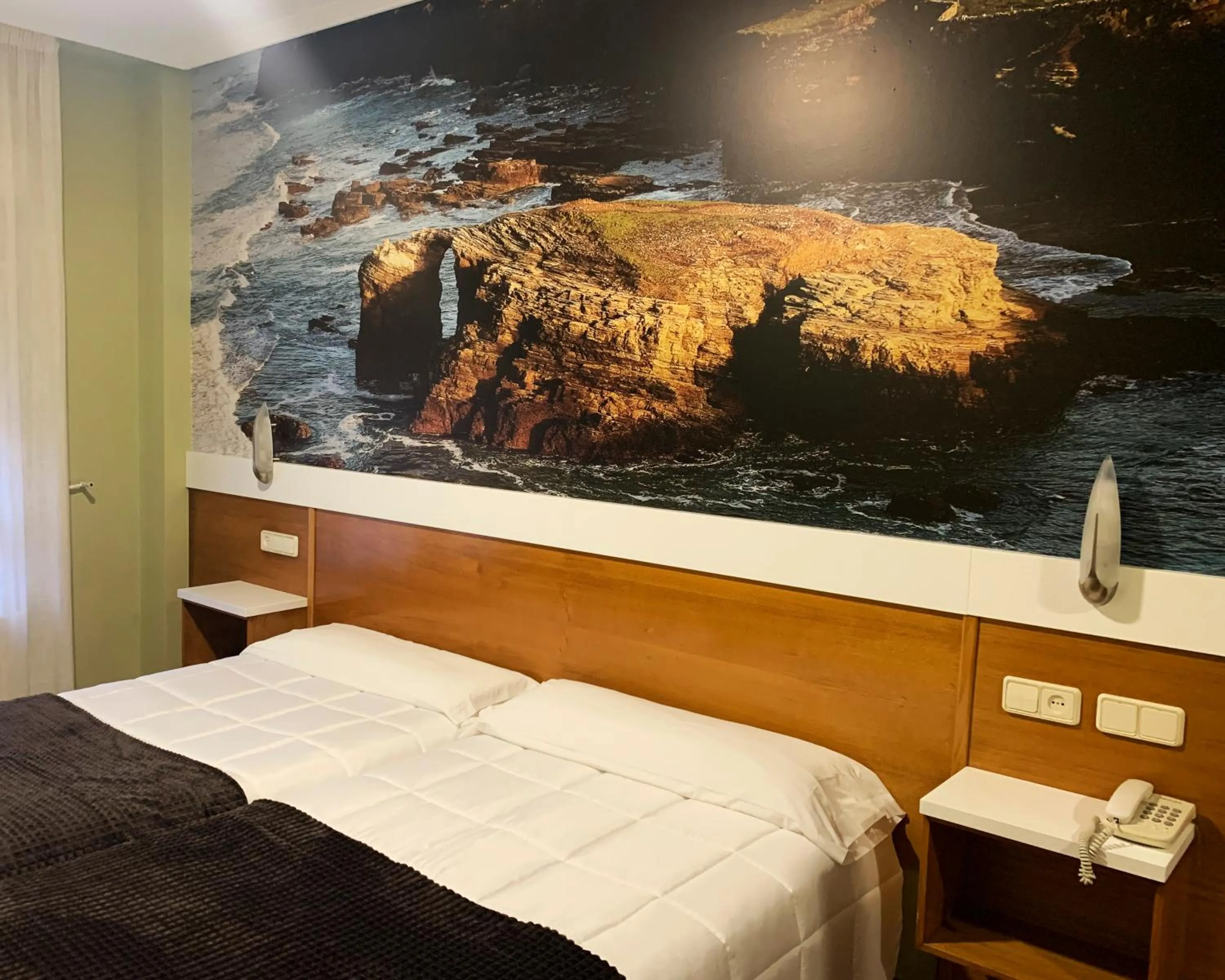 Property building, Bed in Hotel Bello