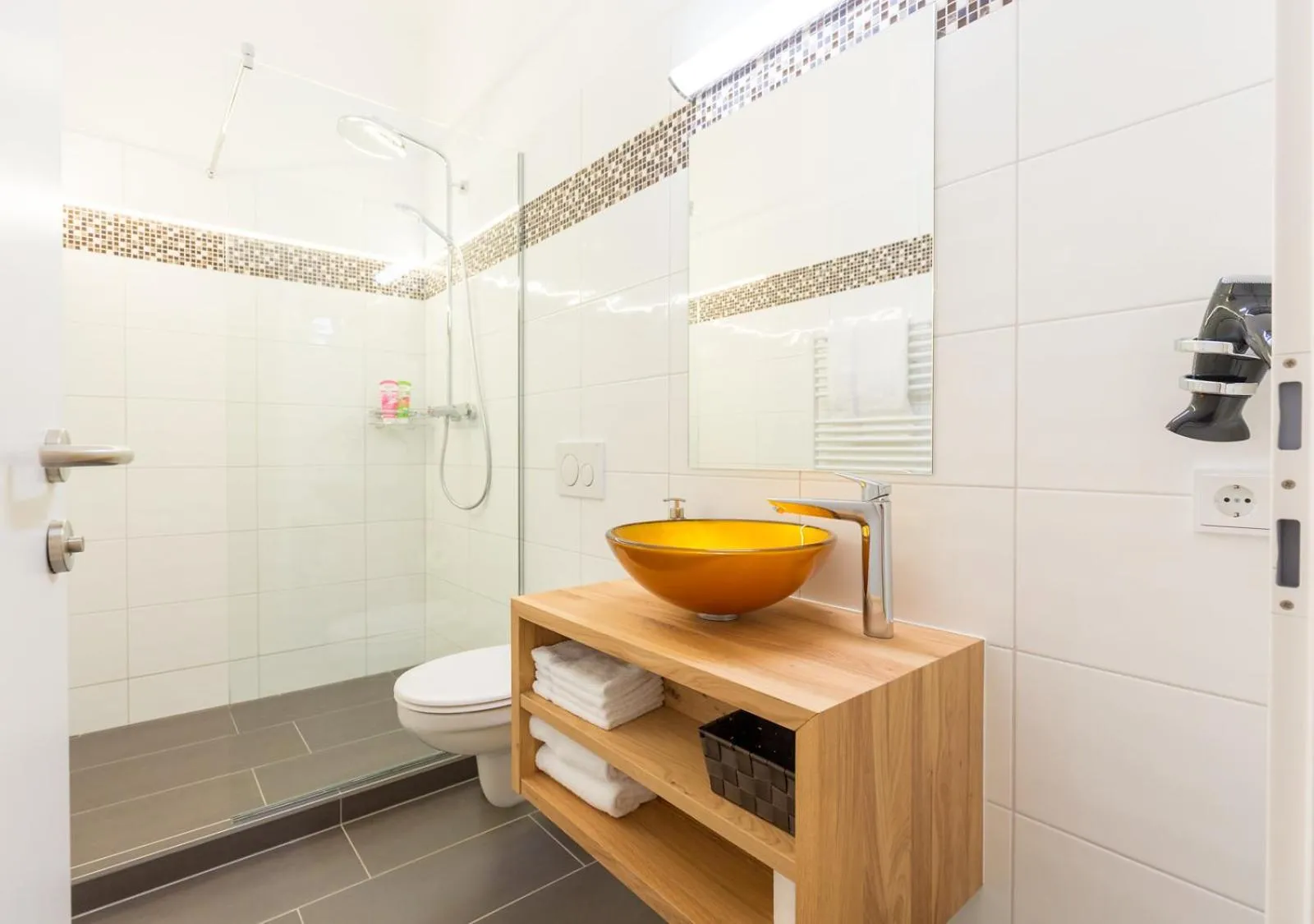 Toilet in Altes Backhaus