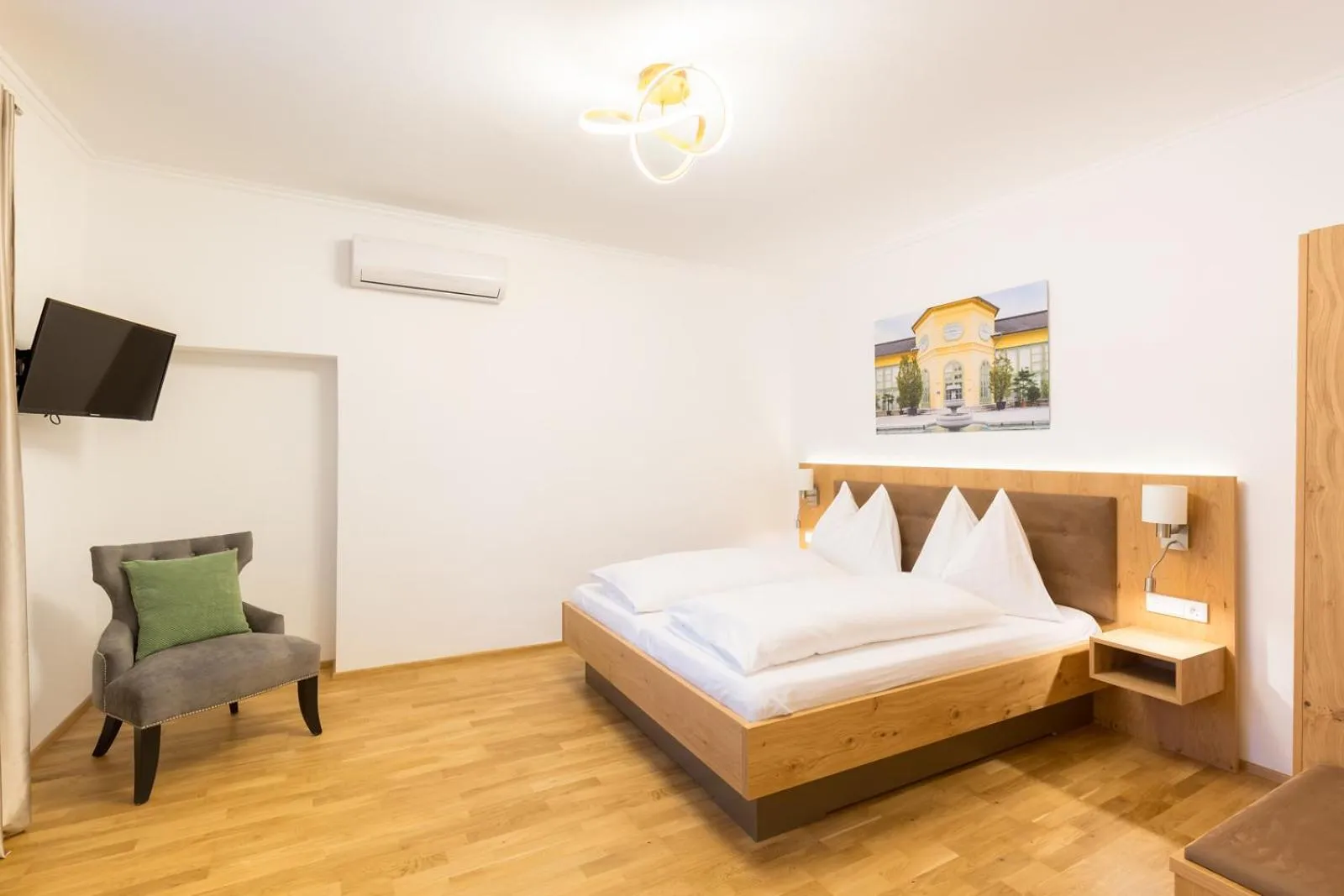 TV and multimedia, Bed in Altes Backhaus