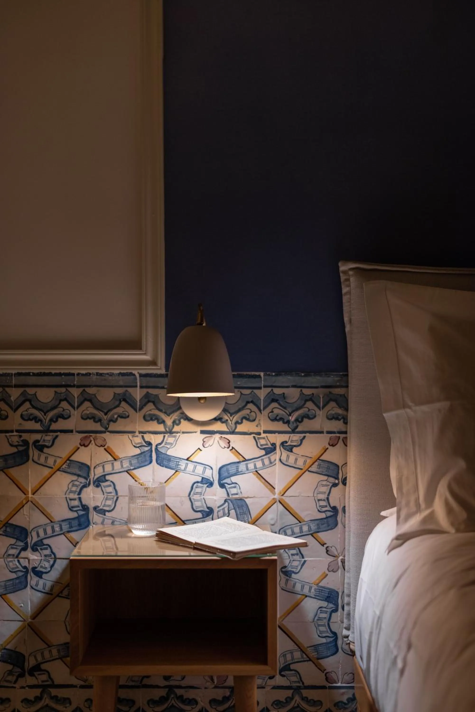 Decorative detail, Bed in Boutique Chiado Suites