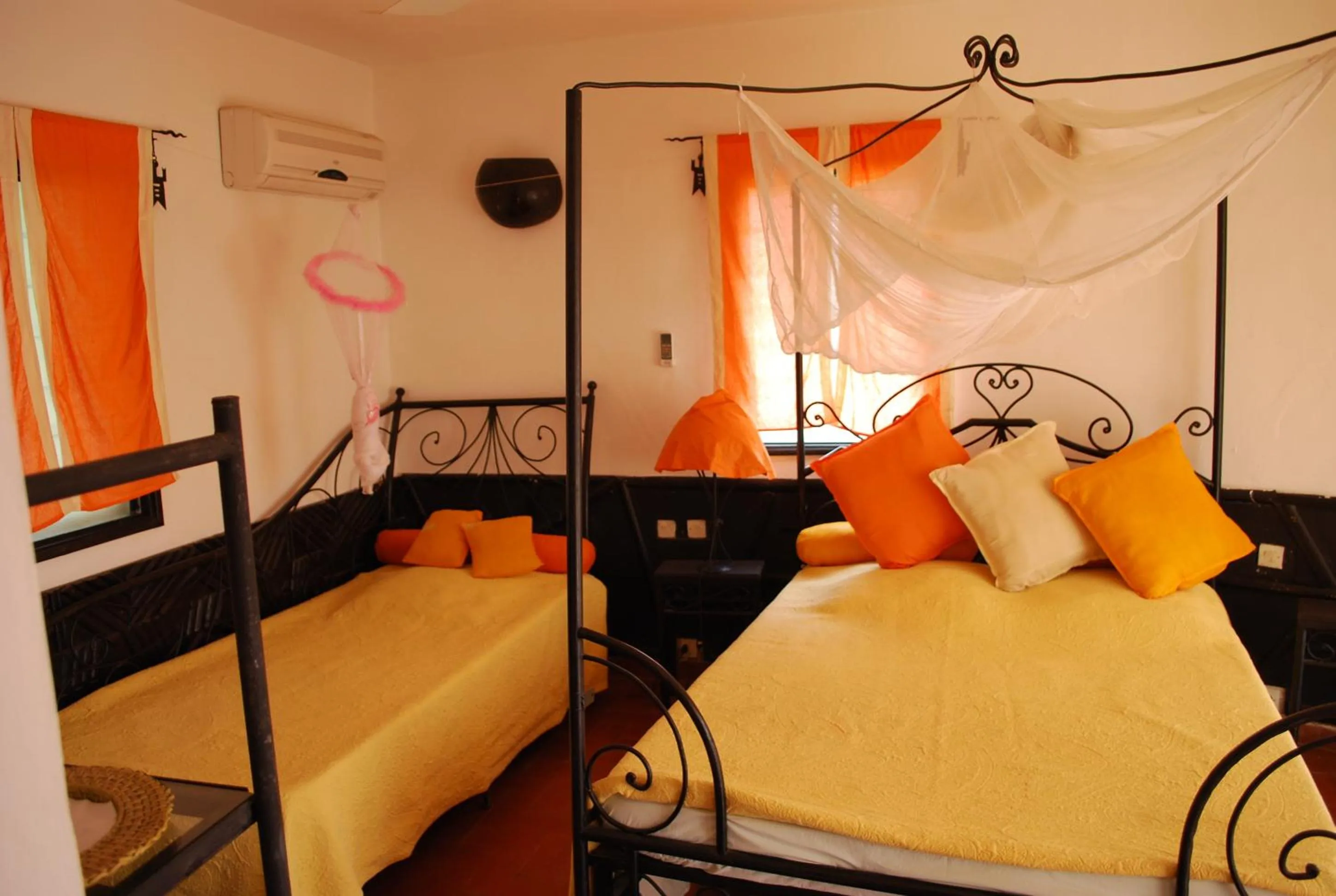 Photo of the whole room, Bed in Hôtel Les Cordons Bleus