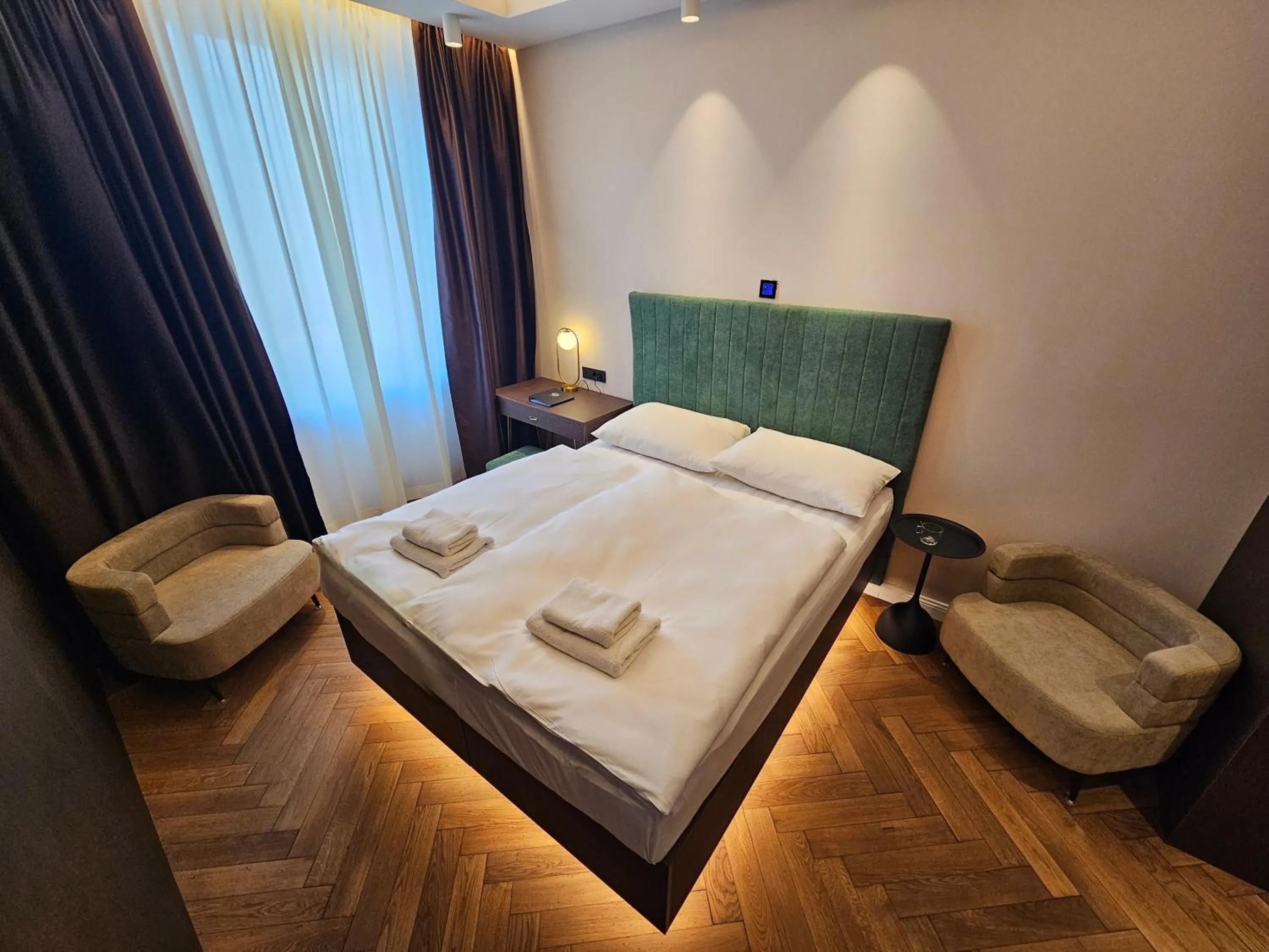 Bed in Center Ljubljana