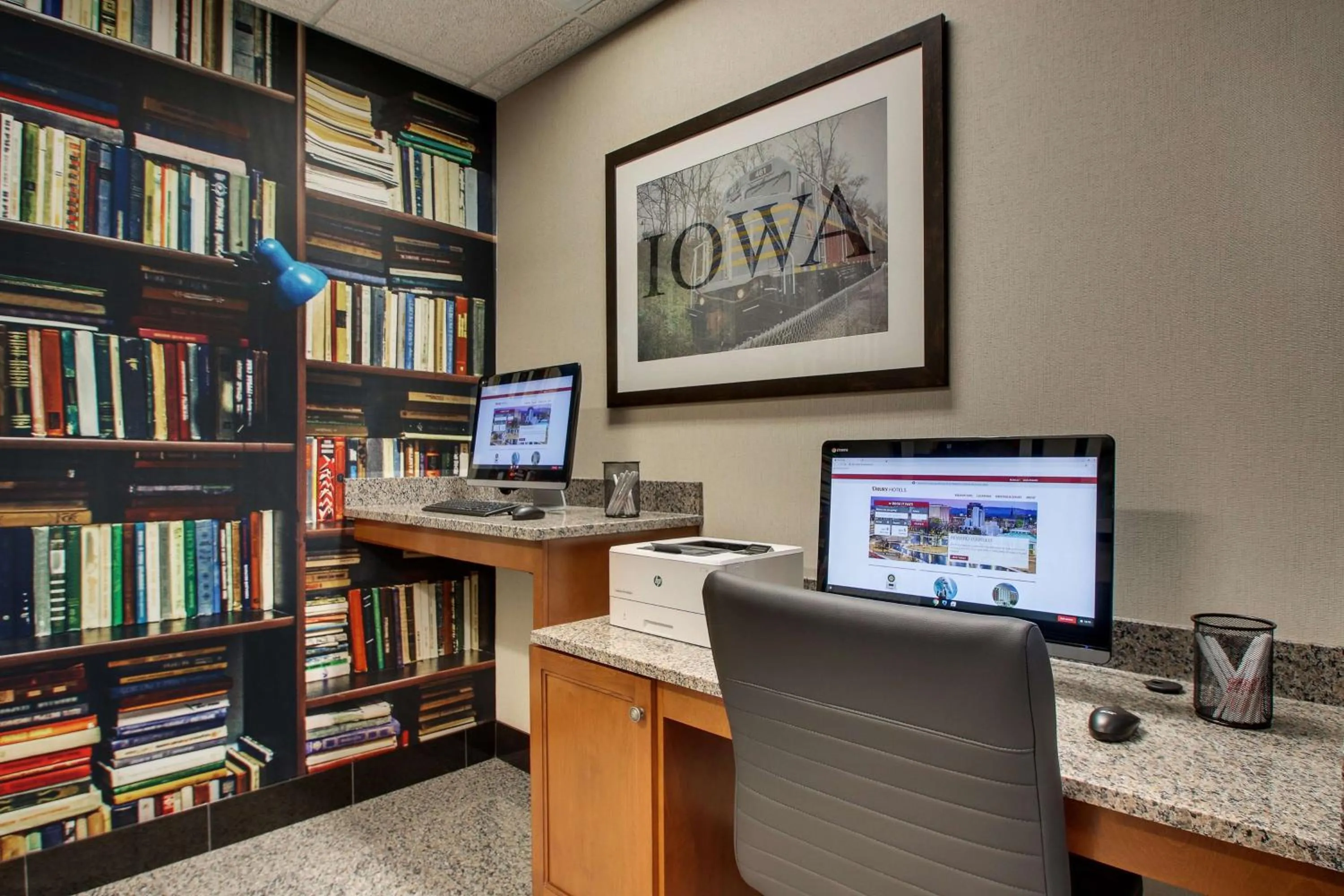 Business facilities in Drury Inn & Suites Iowa City Coralville