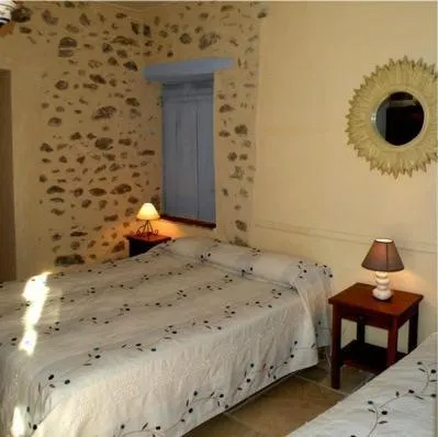 Photo of the whole room, Bed in Hotel l'Oronge