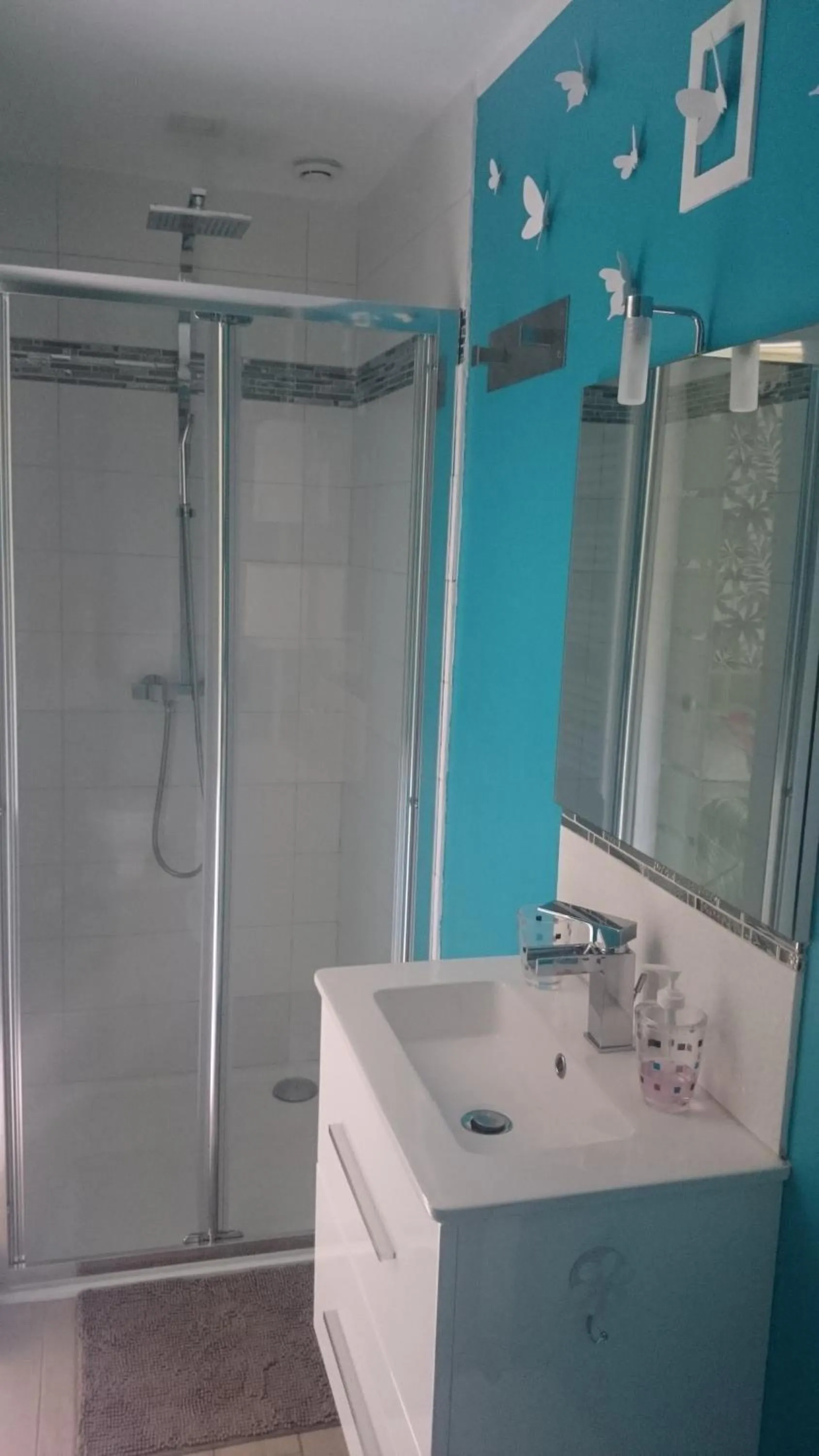 Bathroom in Amour Aquitaine