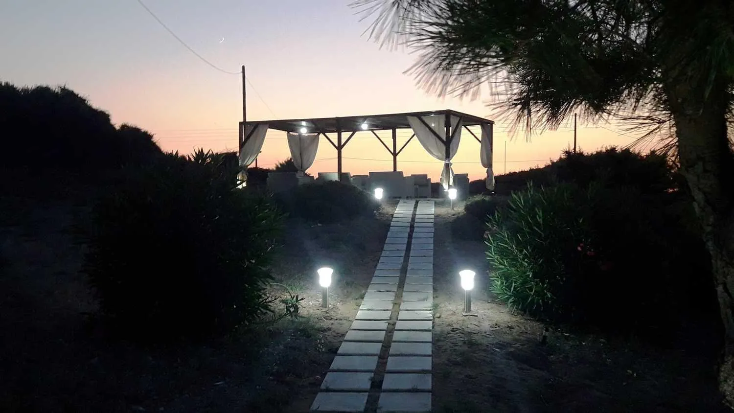 Elli Beach Apartments and Studios