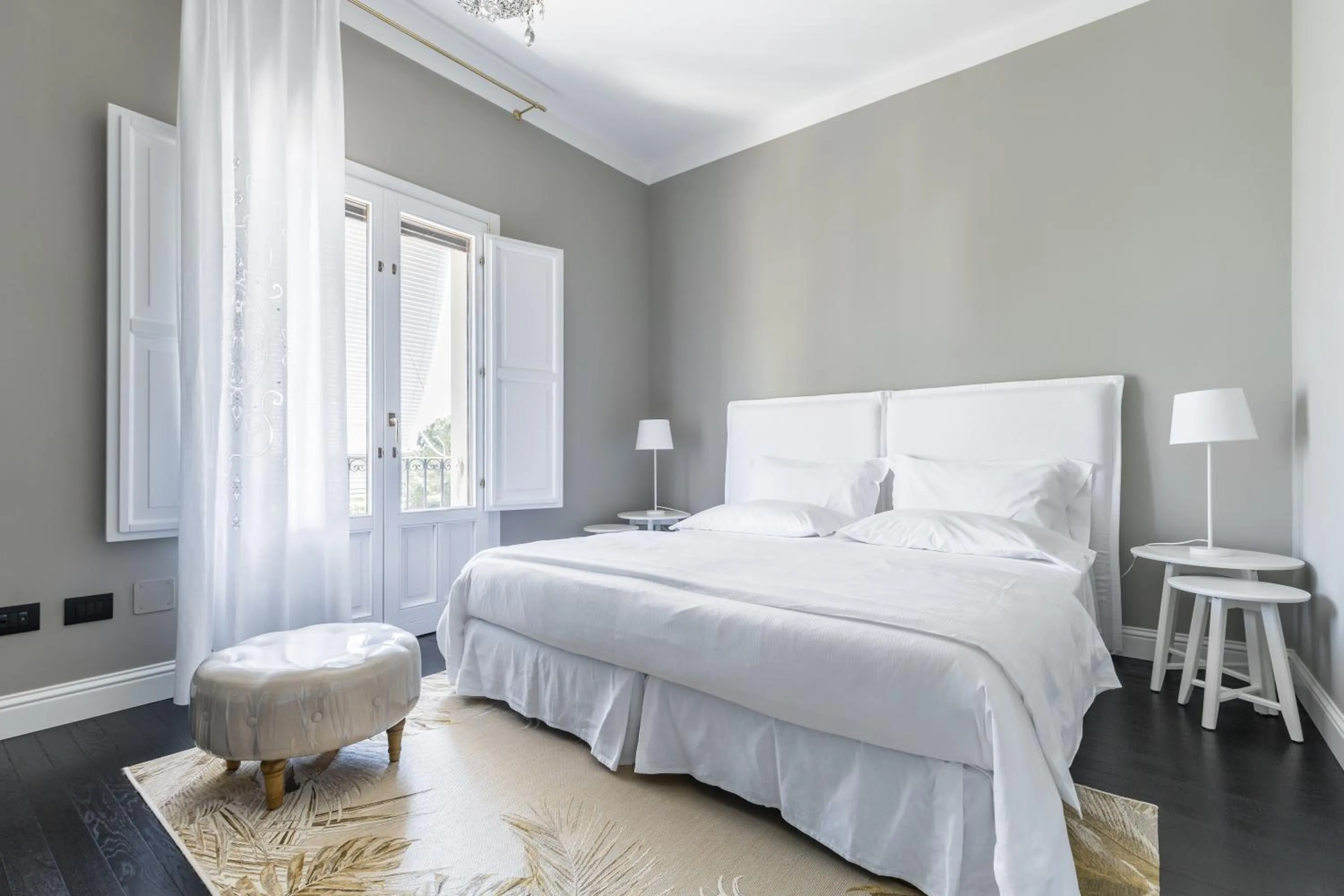 Bed in Villa Raphael