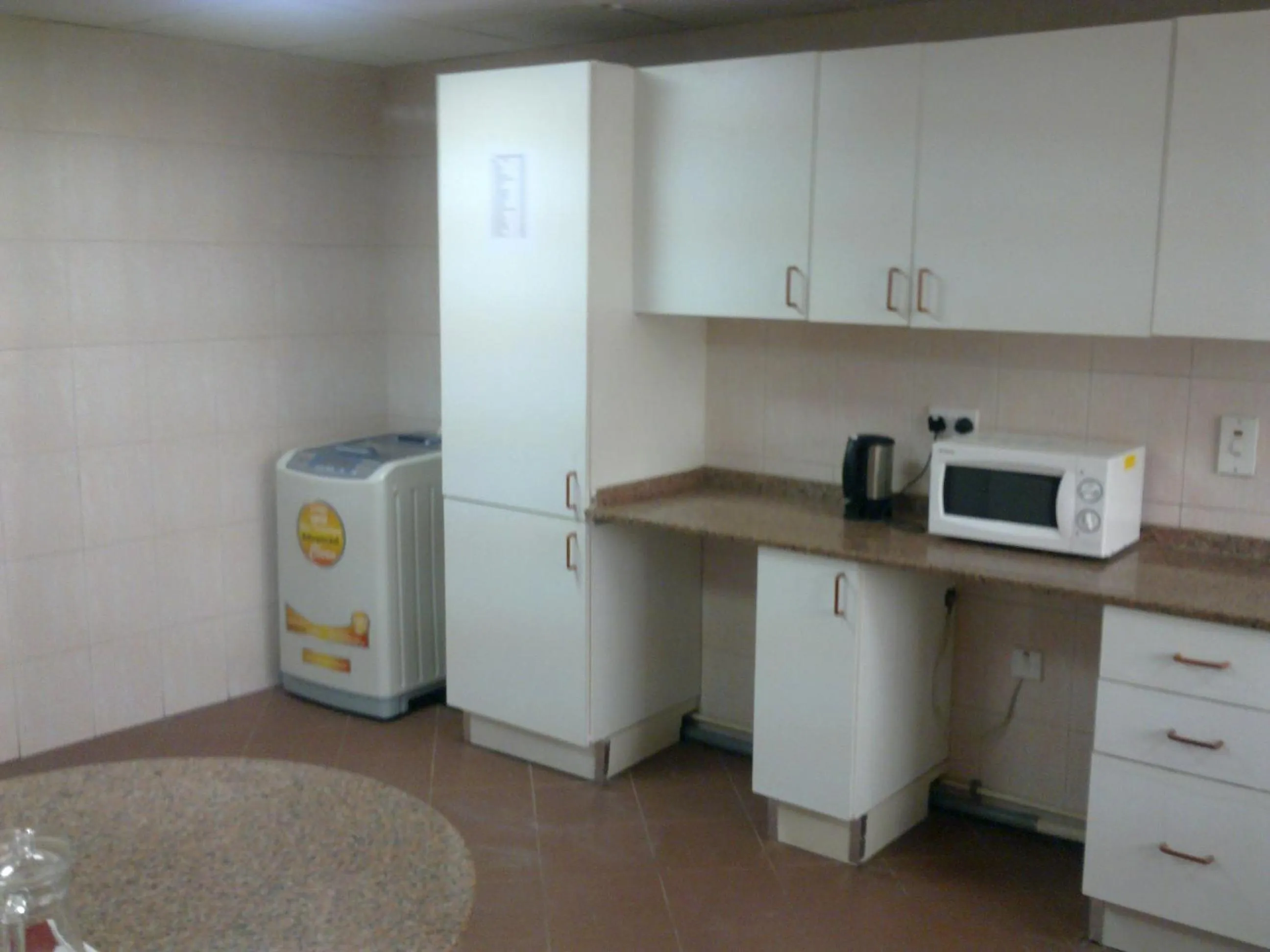 Kitchen or kitchenette in Al Zahabiya Hotel Apartments