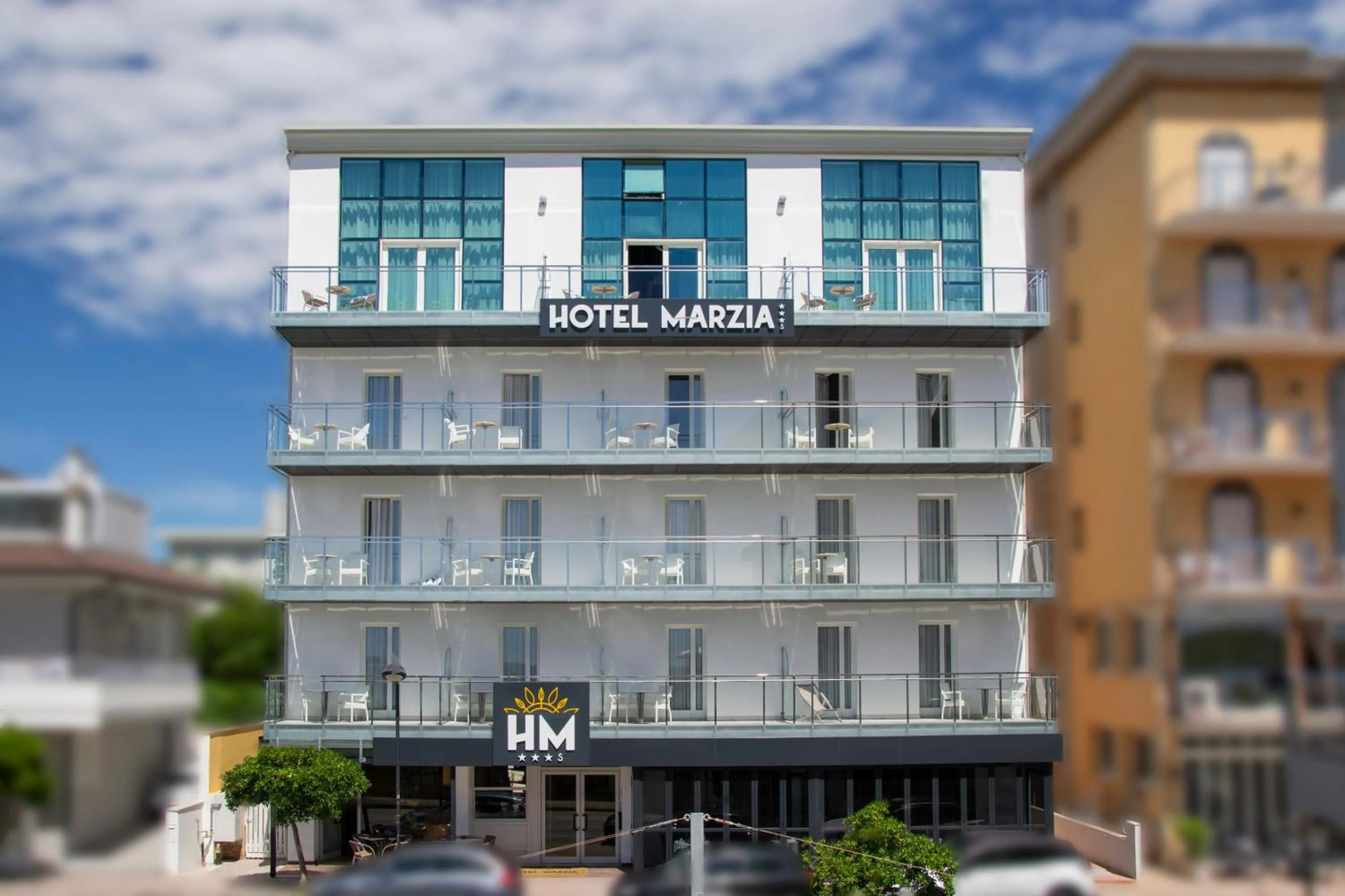 Property building in Hotel Marzia Holiday Queen