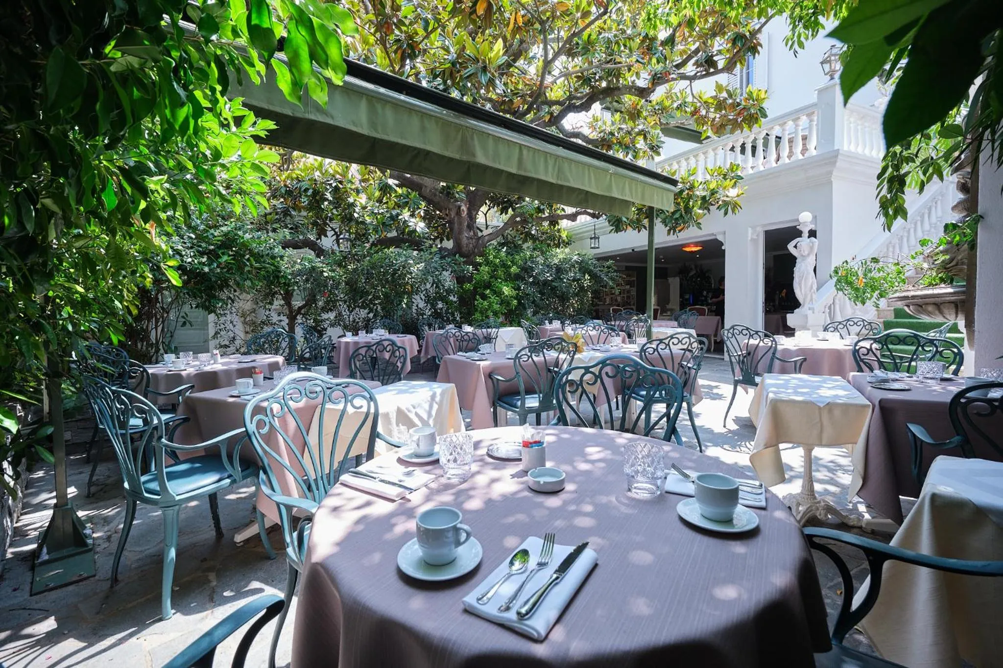 Patio in Le Magnolia