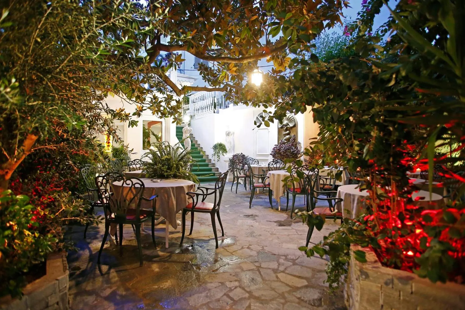 Patio in Le Magnolia