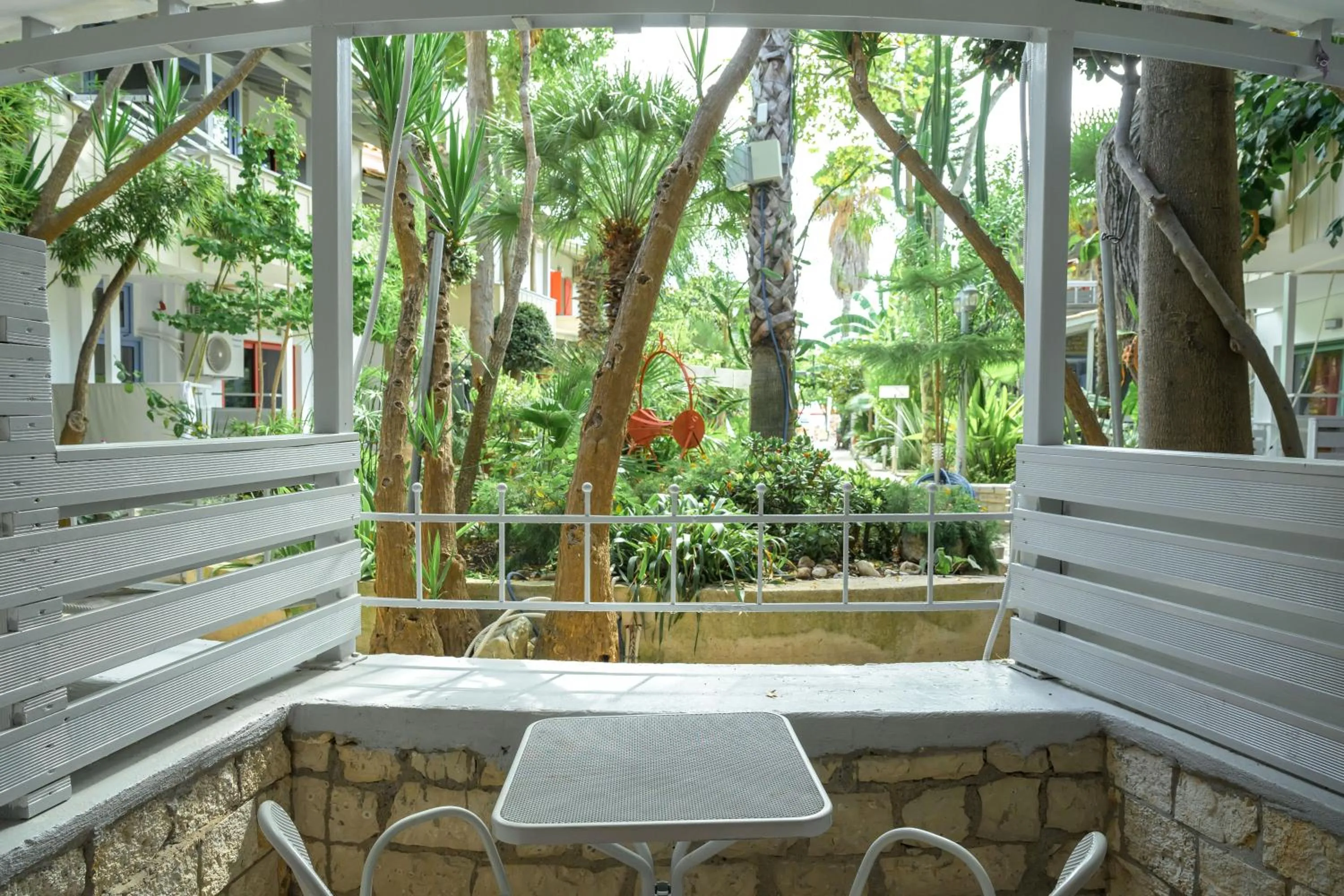 Rouda Bay Beach Hotel