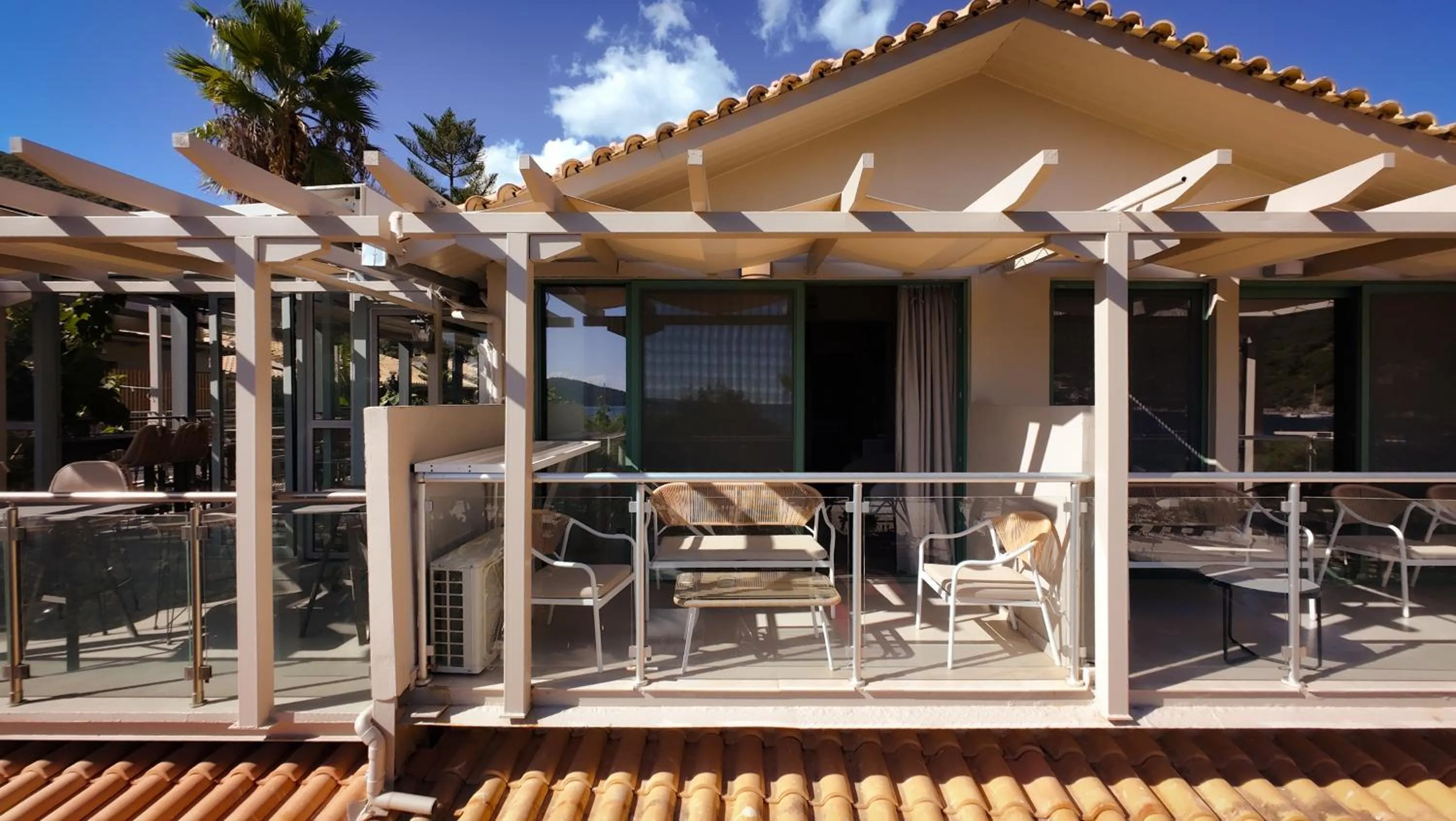 Rouda Bay Beach Hotel