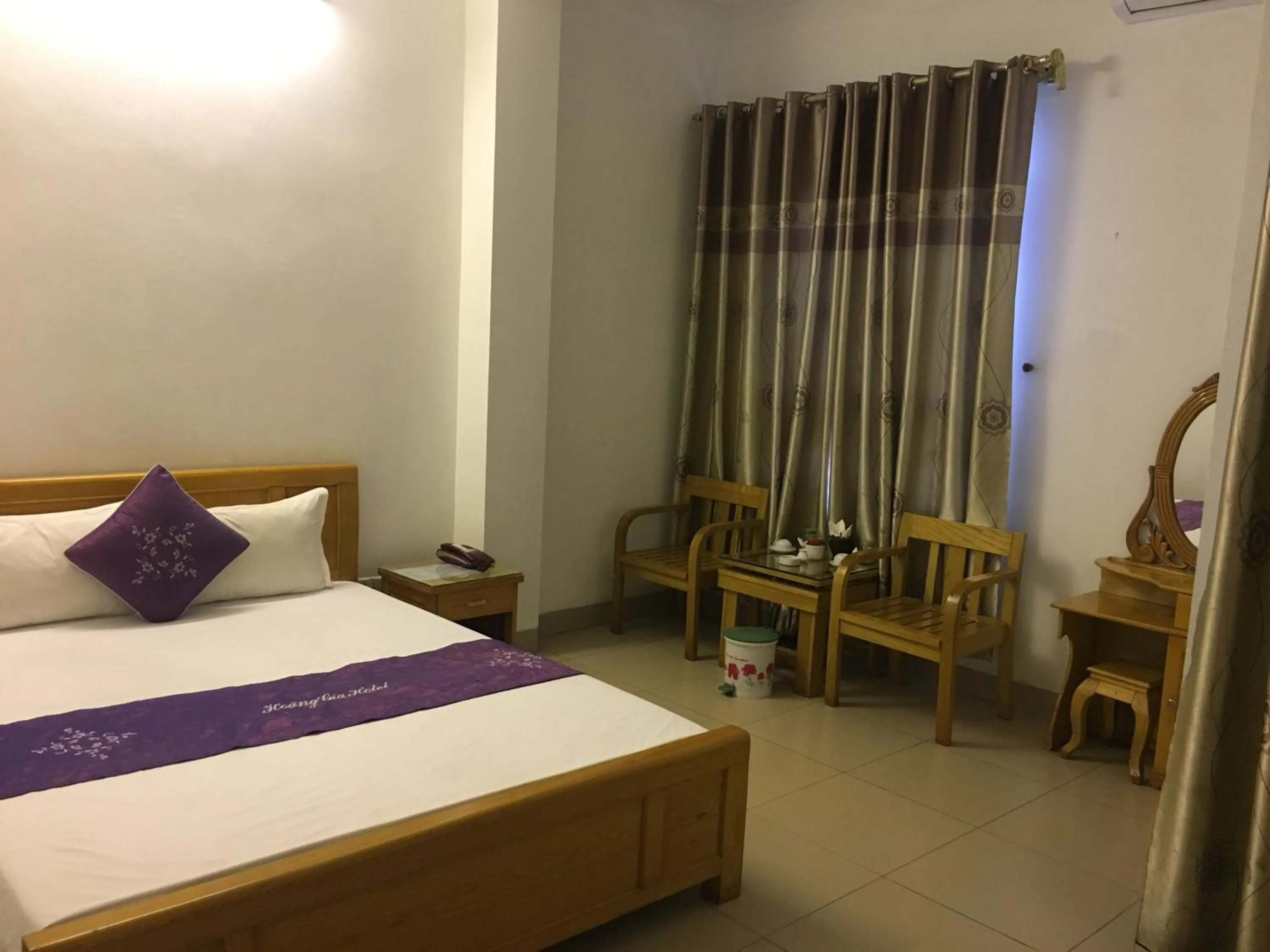 Bedroom, Bed in Hotel Hoang Gia