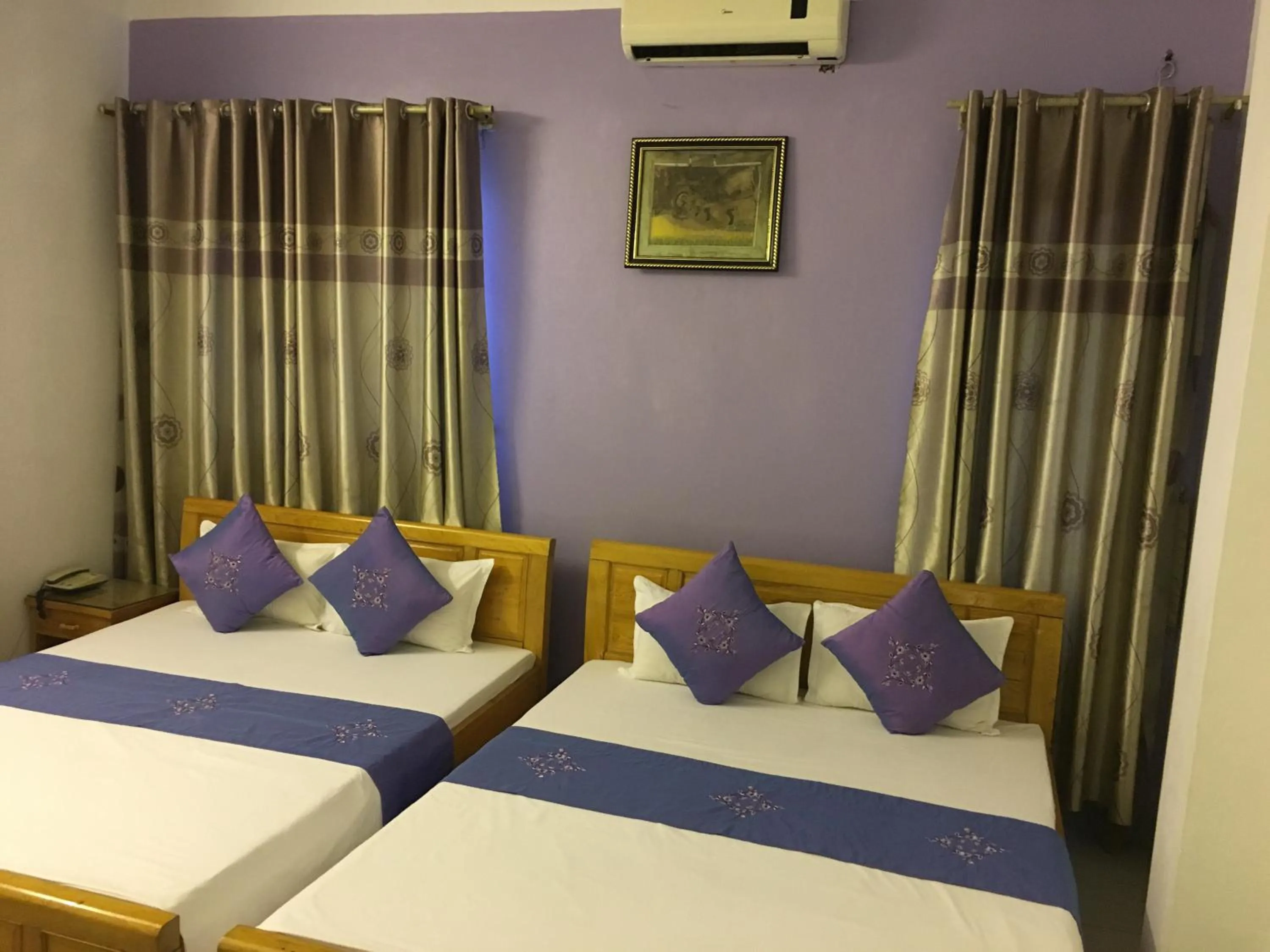 Bedroom, Bed in Hotel Hoang Gia