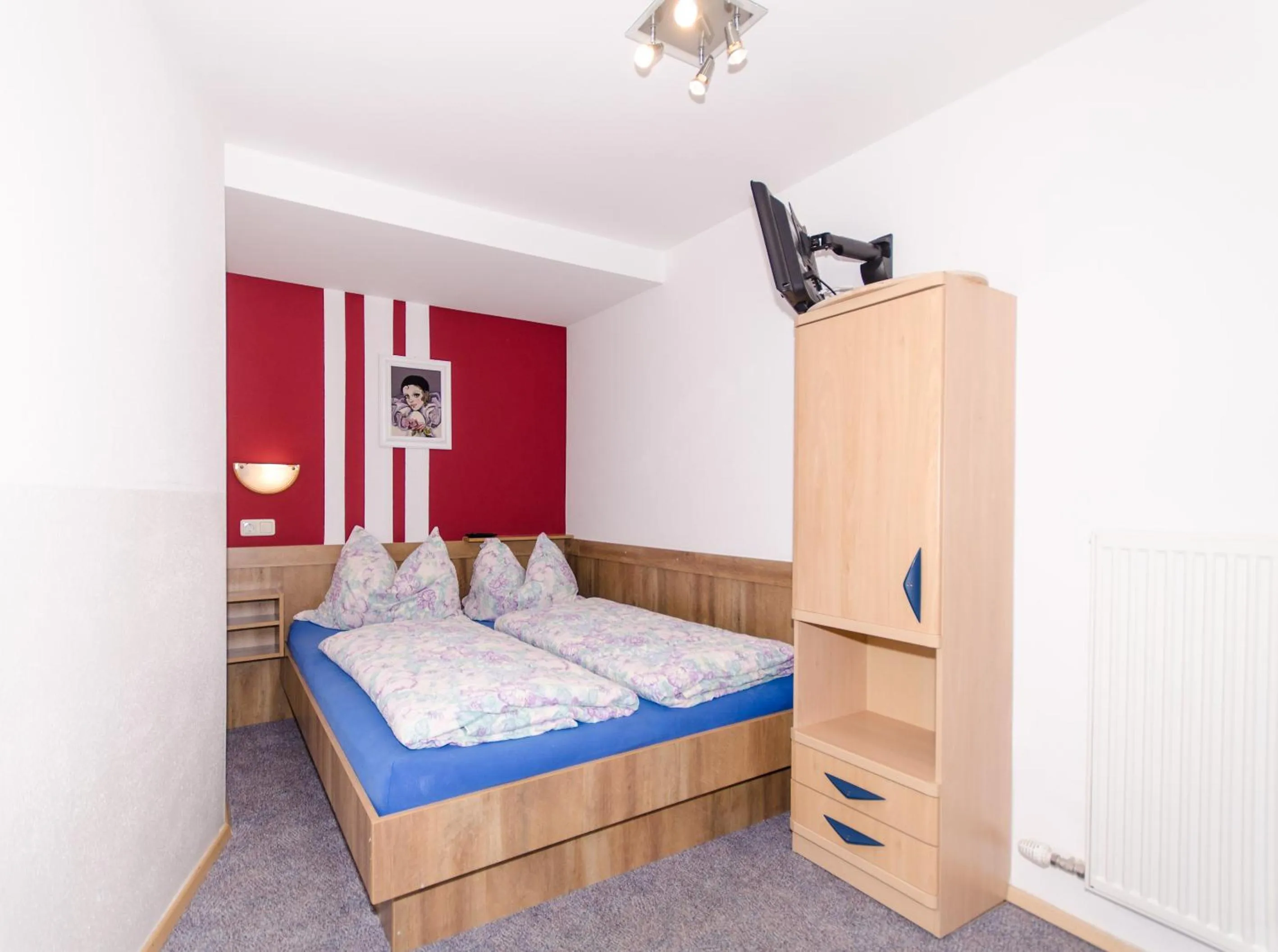 Decorative detail, Bed in MH Appartement Hochwimmer