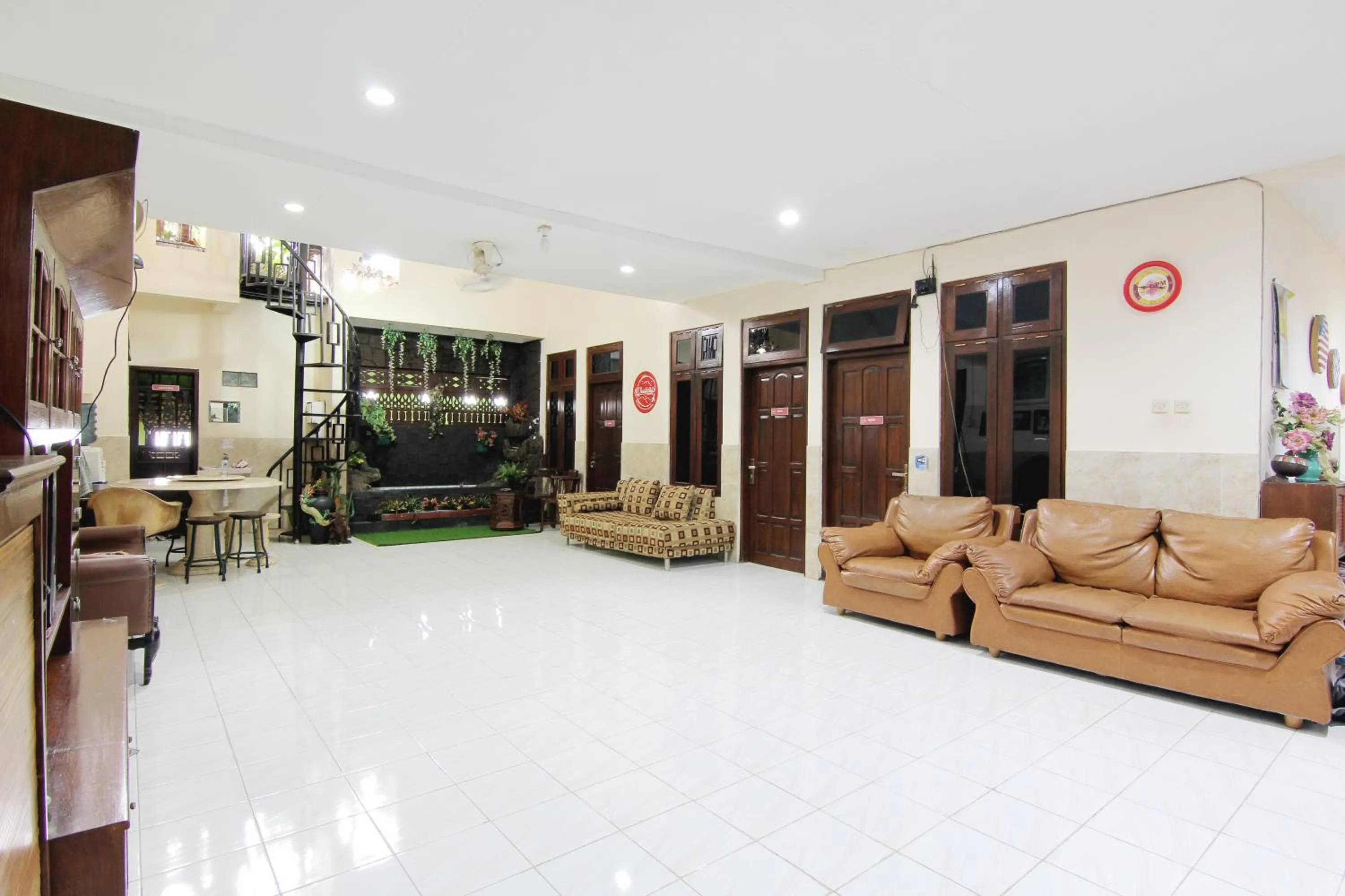 TV and multimedia in Wanderlust Homestay