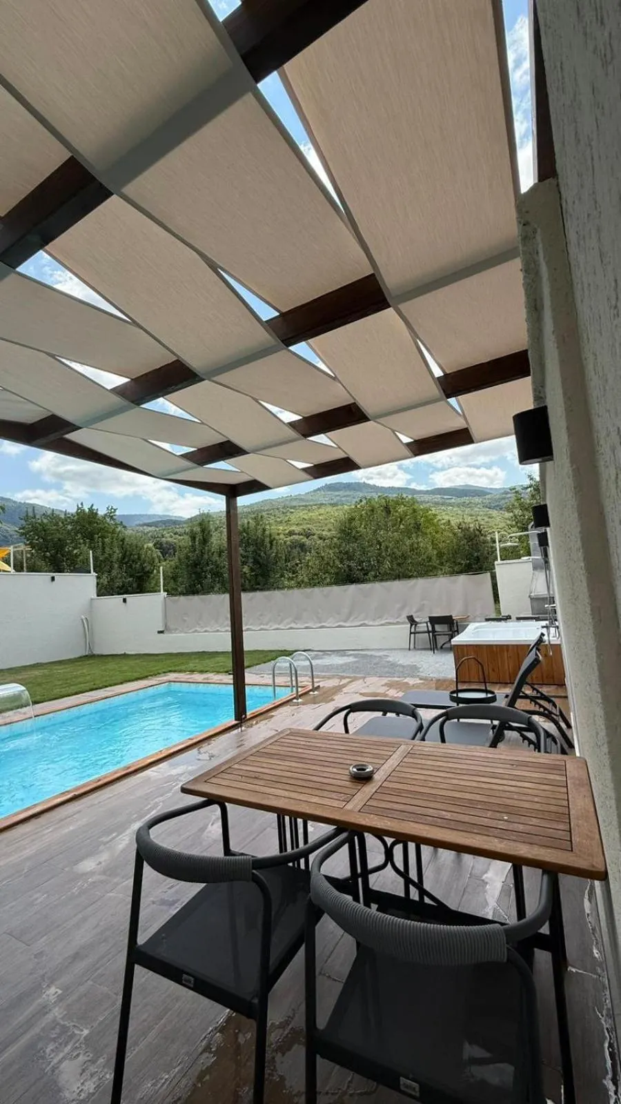 Patio in Cevizdibi Hotel