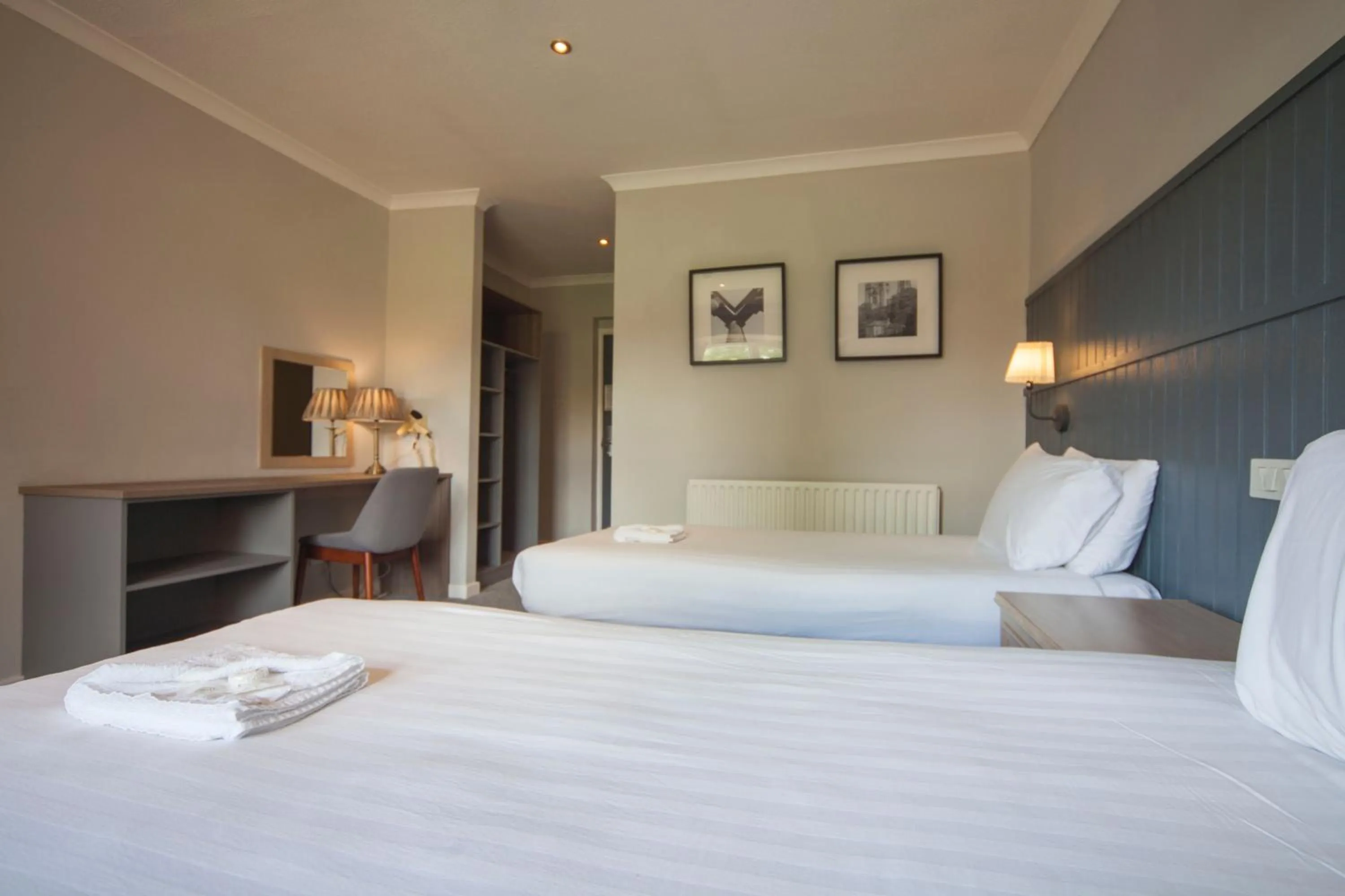 Single Room in Highfield Hotel