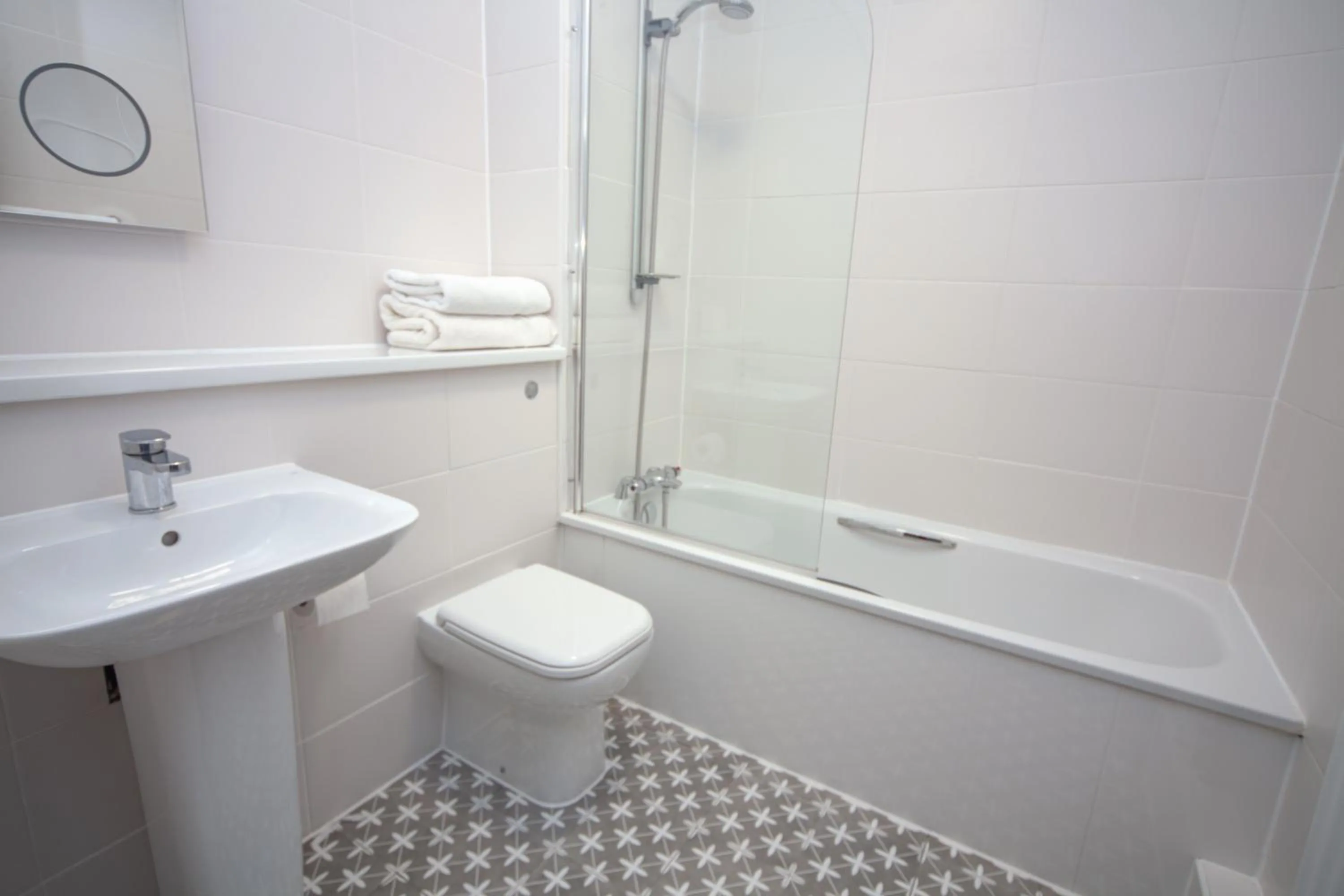 Bedroom in Highfield Hotel