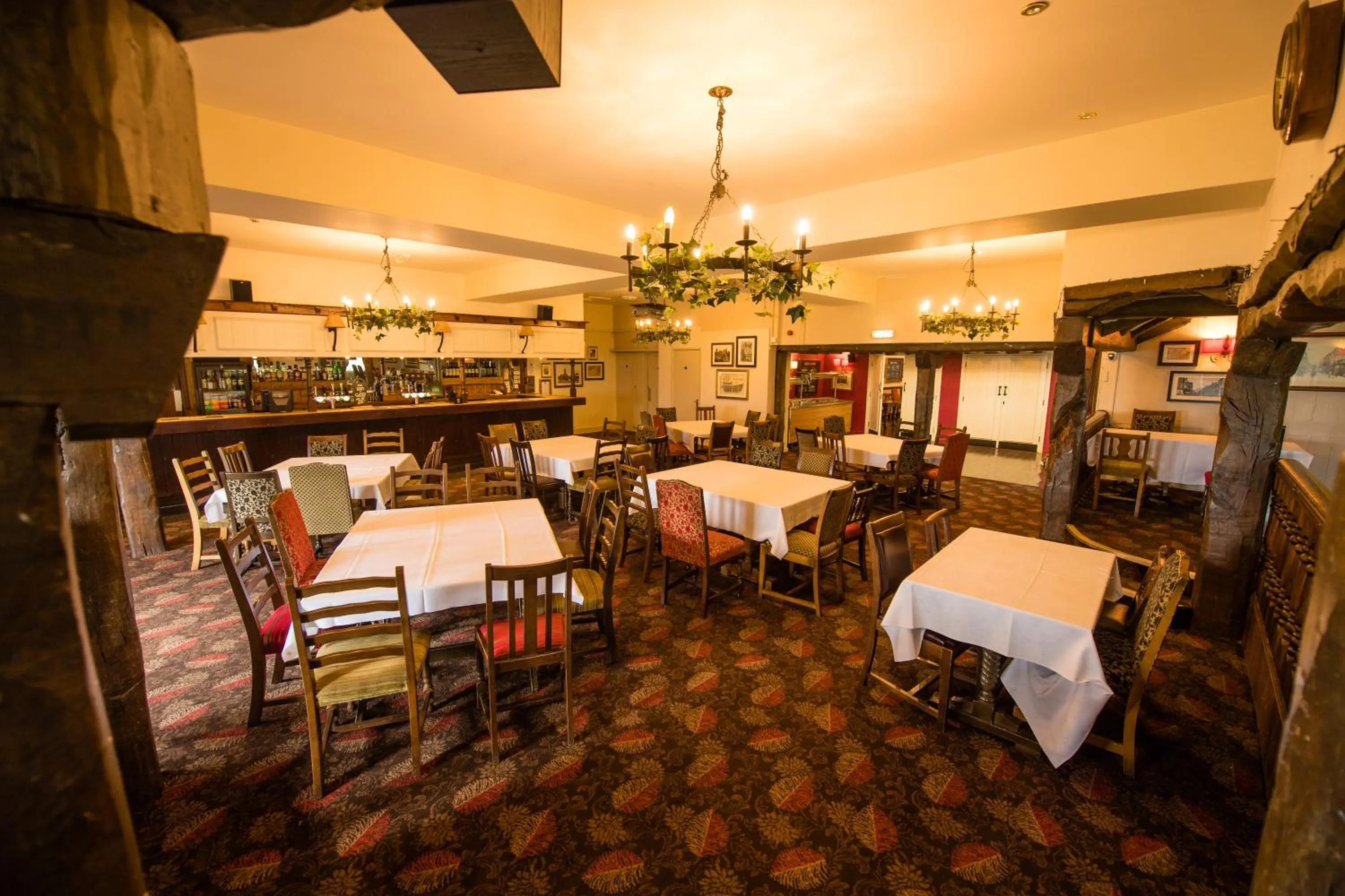 Restaurant/places to eat in The Twelve Knights