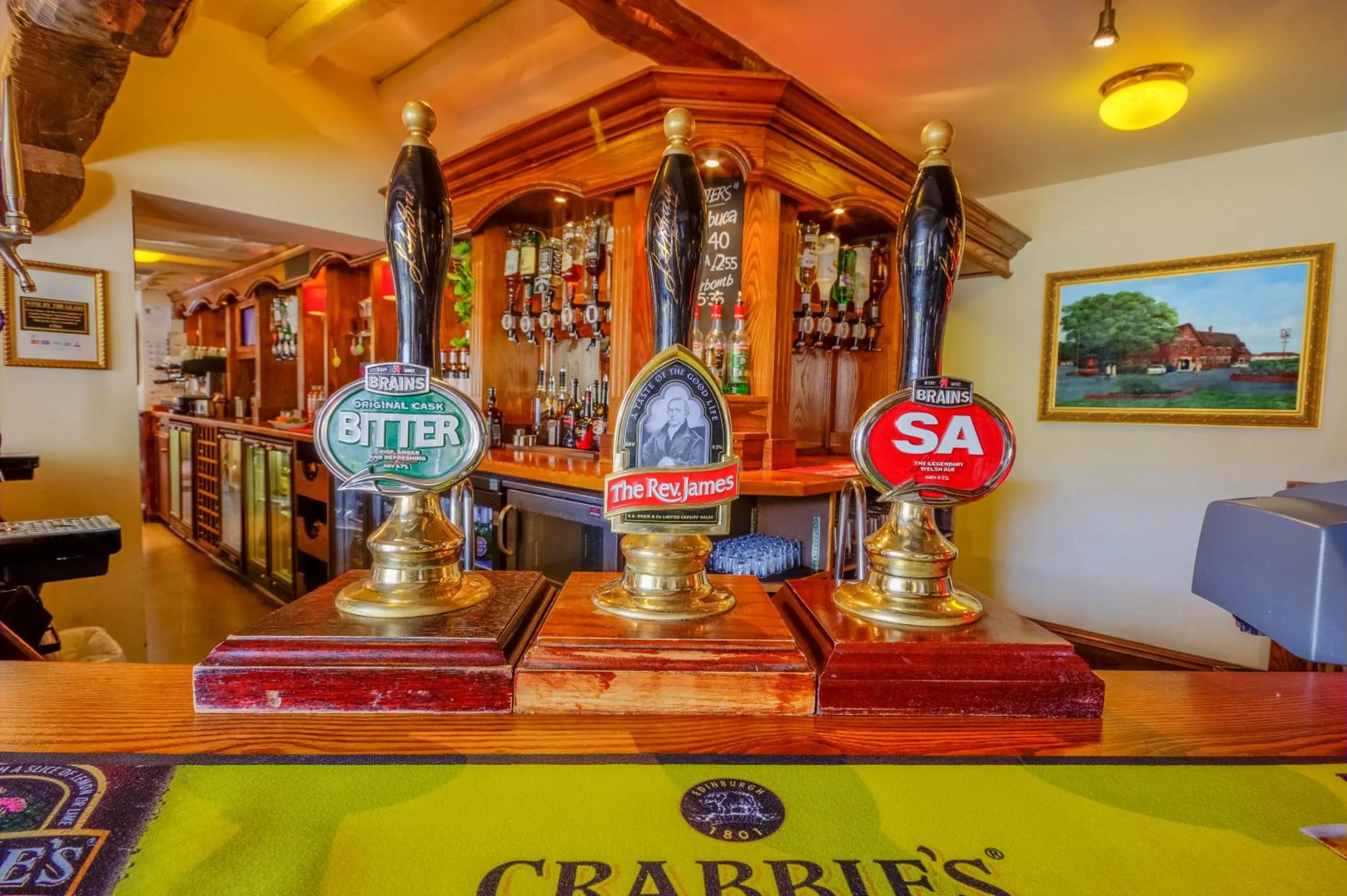 Lounge or bar in The Twelve Knights