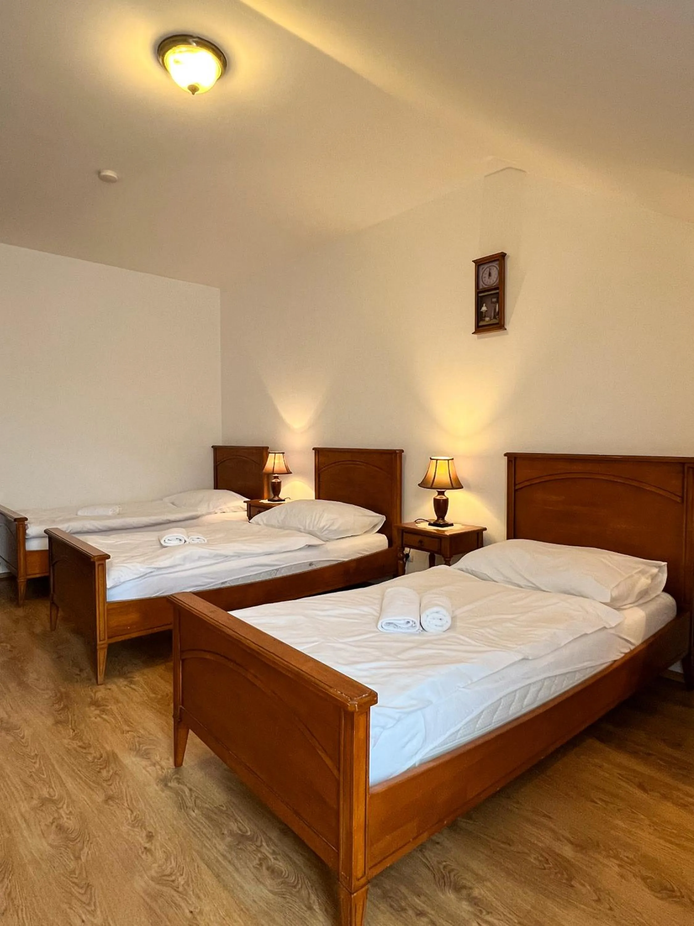 Photo of the whole room, Bed in Hotel Lony