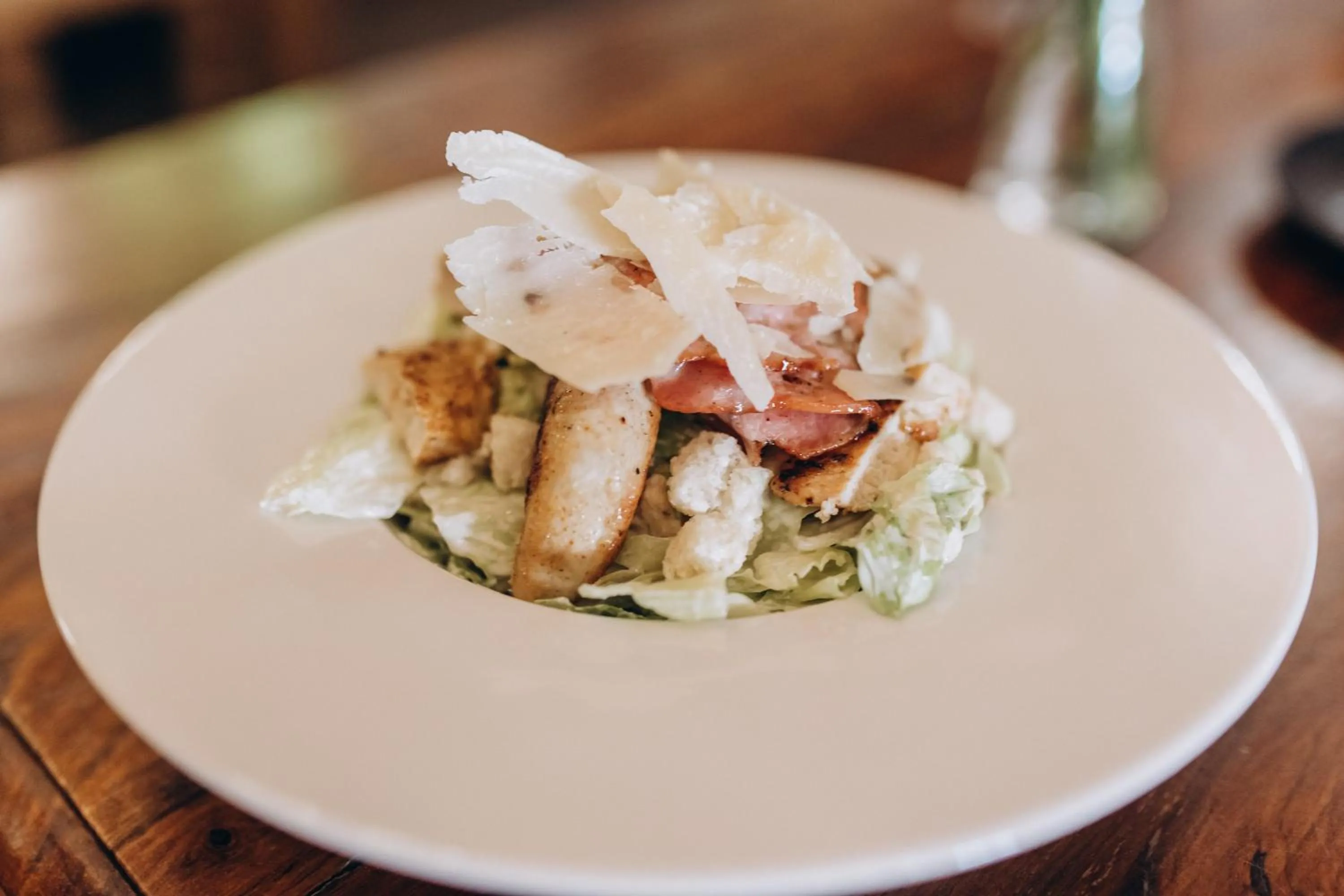 Restaurant/places to eat in Hotel Lony