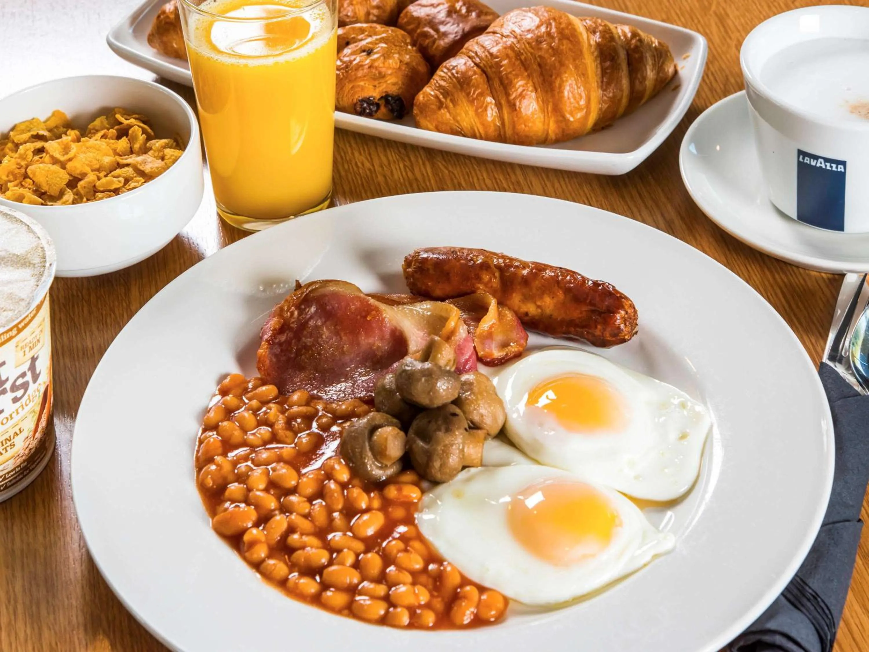 Restaurant/places to eat in ibis Styles Crewe