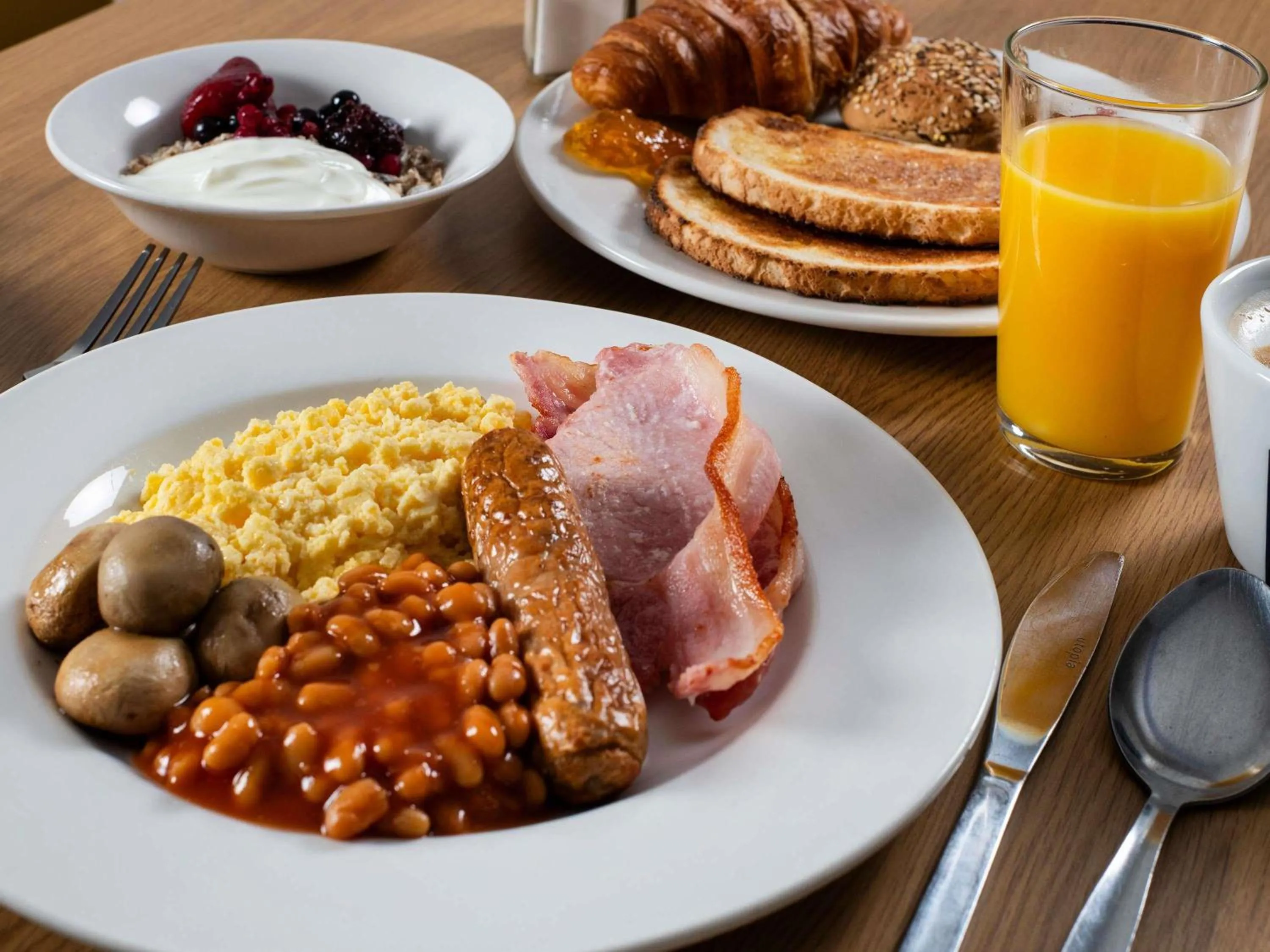 Restaurant/places to eat in ibis Styles Crewe