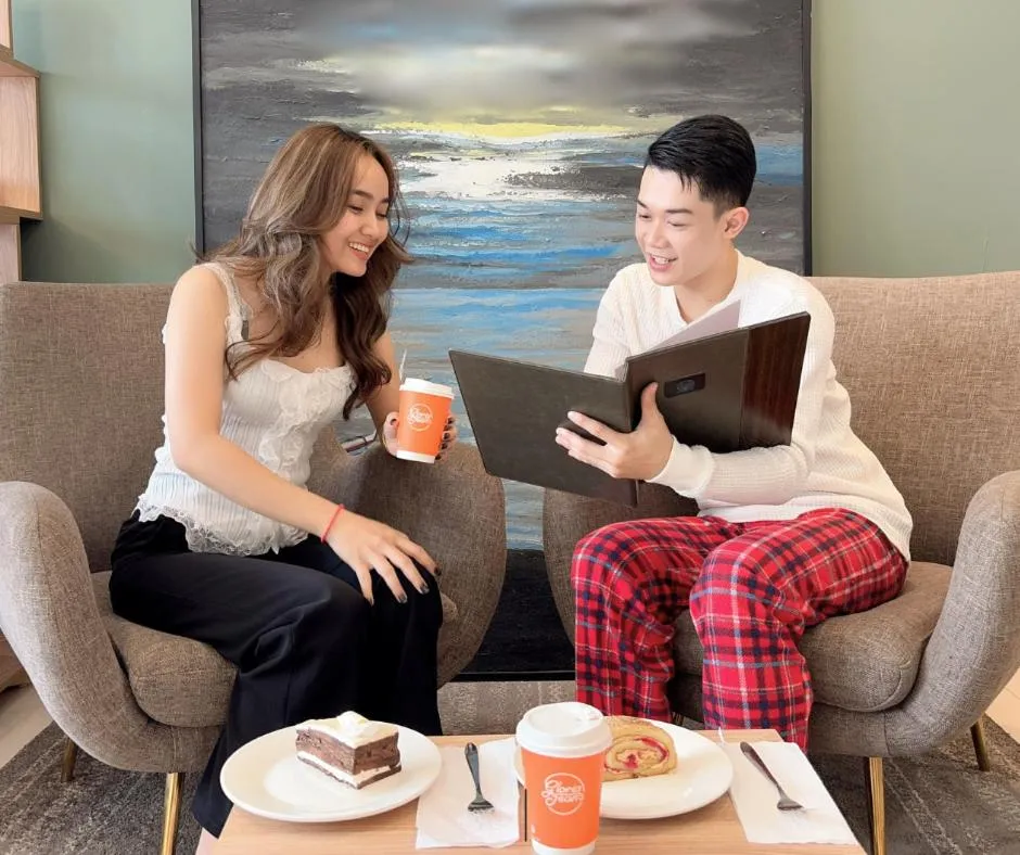 Breakfast in The Snowbell Hotel