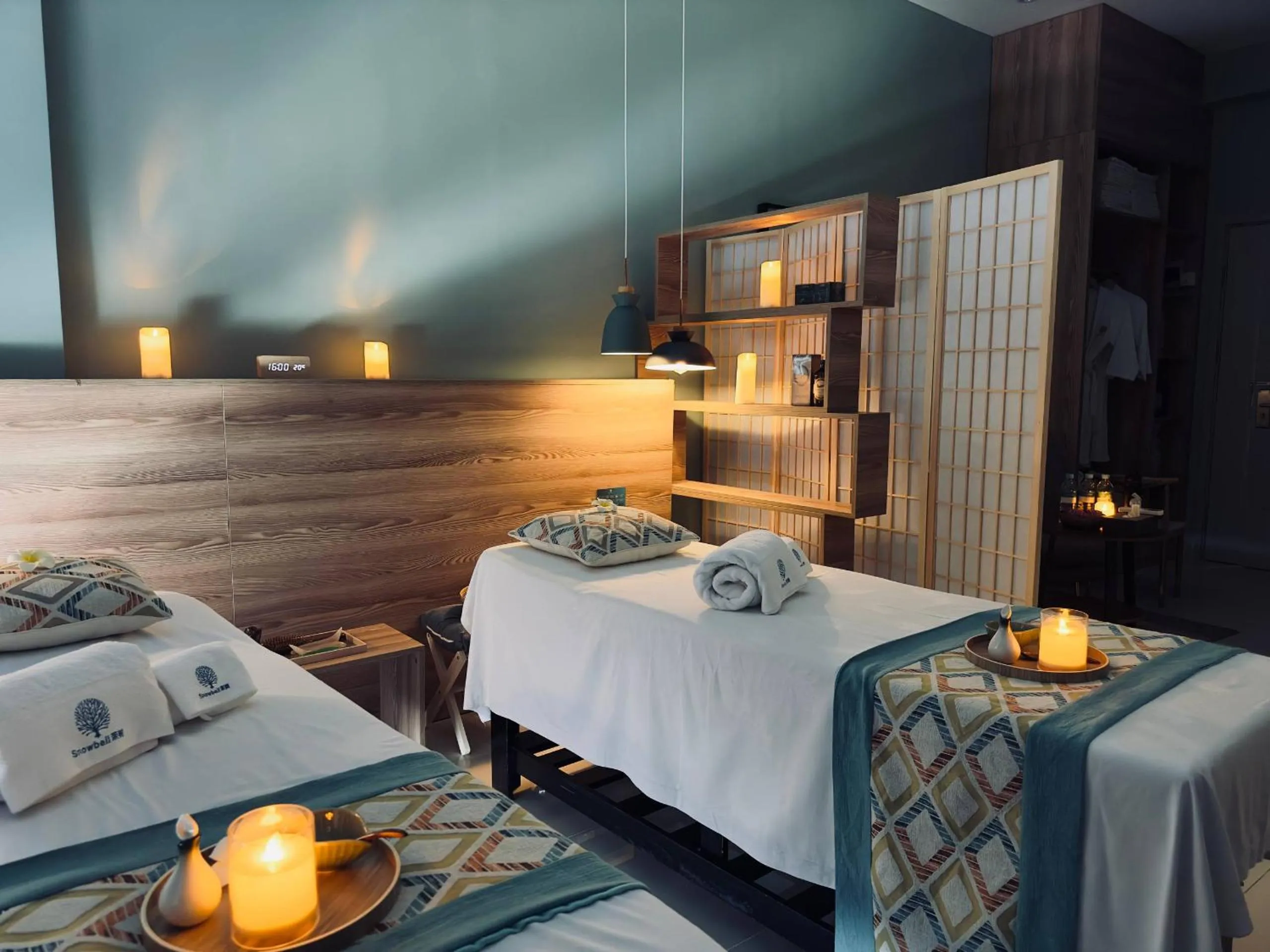 Spa and wellness centre/facilities, Bed in The Snowbell Hotel