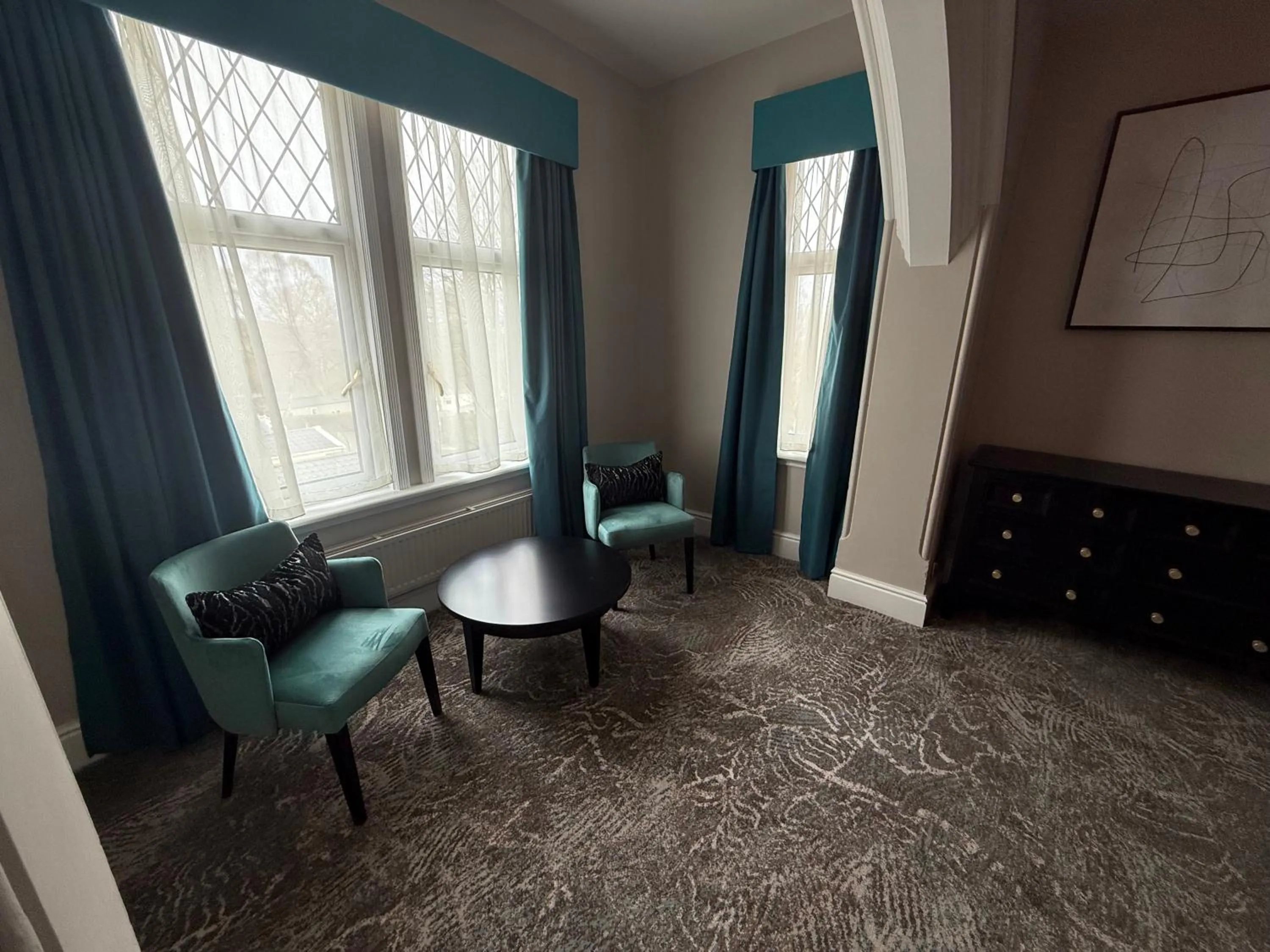 Lyons Woodlands Hall