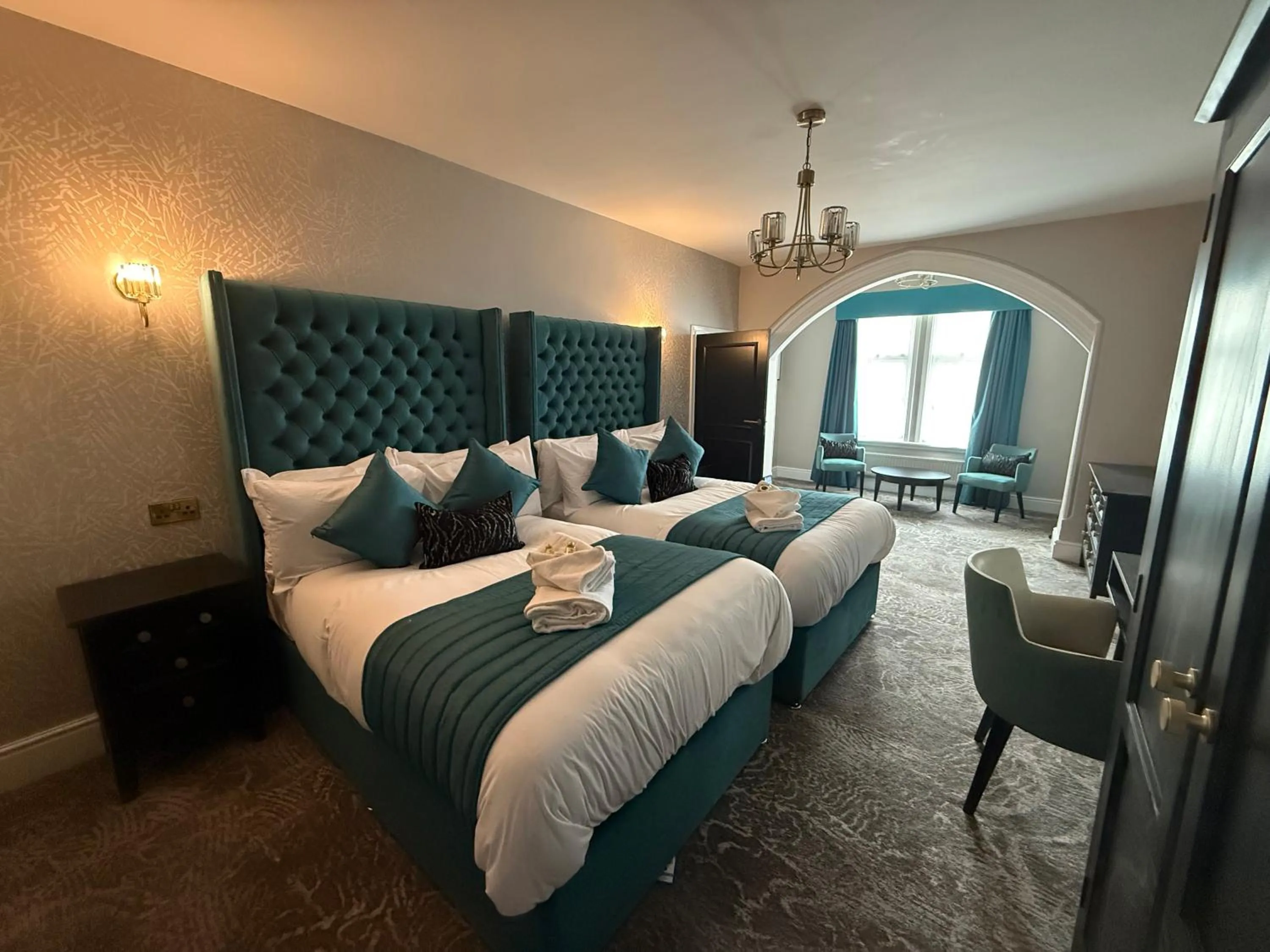 Bed in Lyons Woodlands Hall