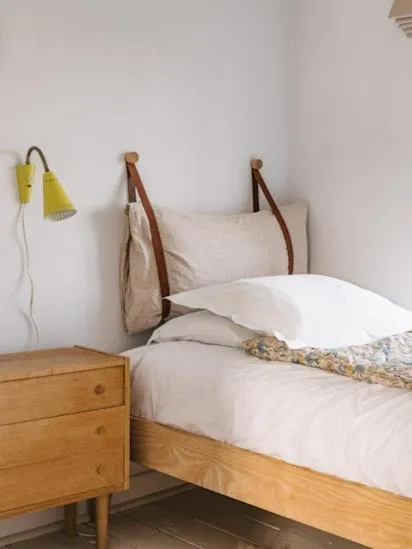 Bed in Compasses Inn