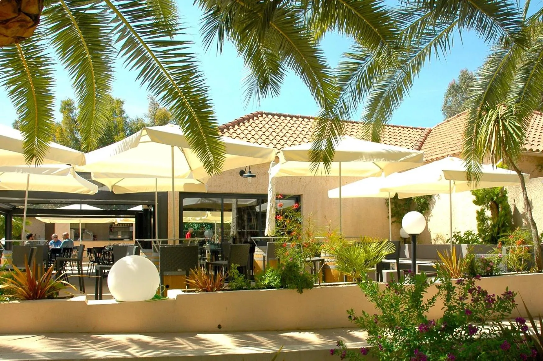 Property building in Camping La Pinède