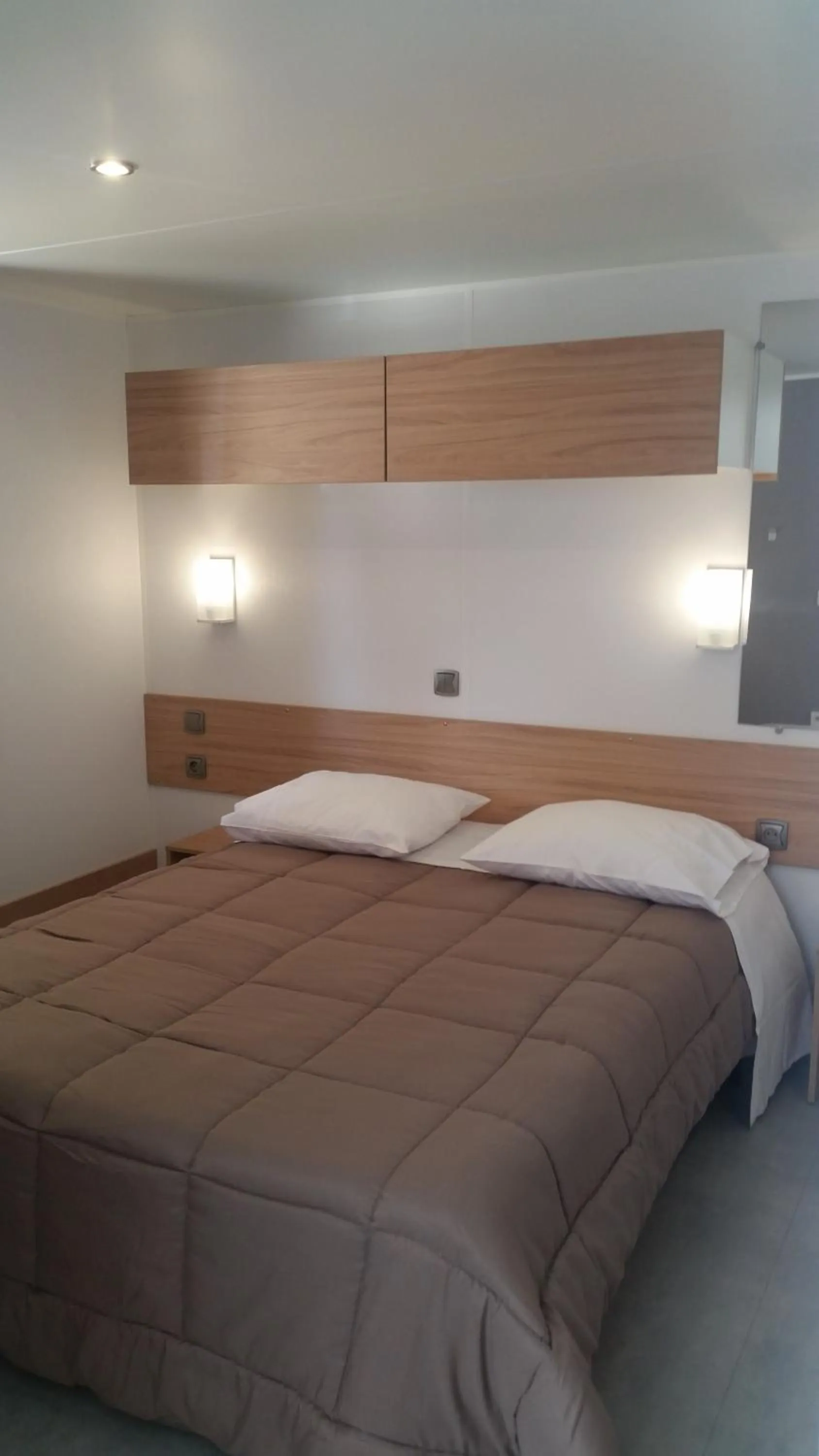 Bedroom, Bed in Camping La Pinède