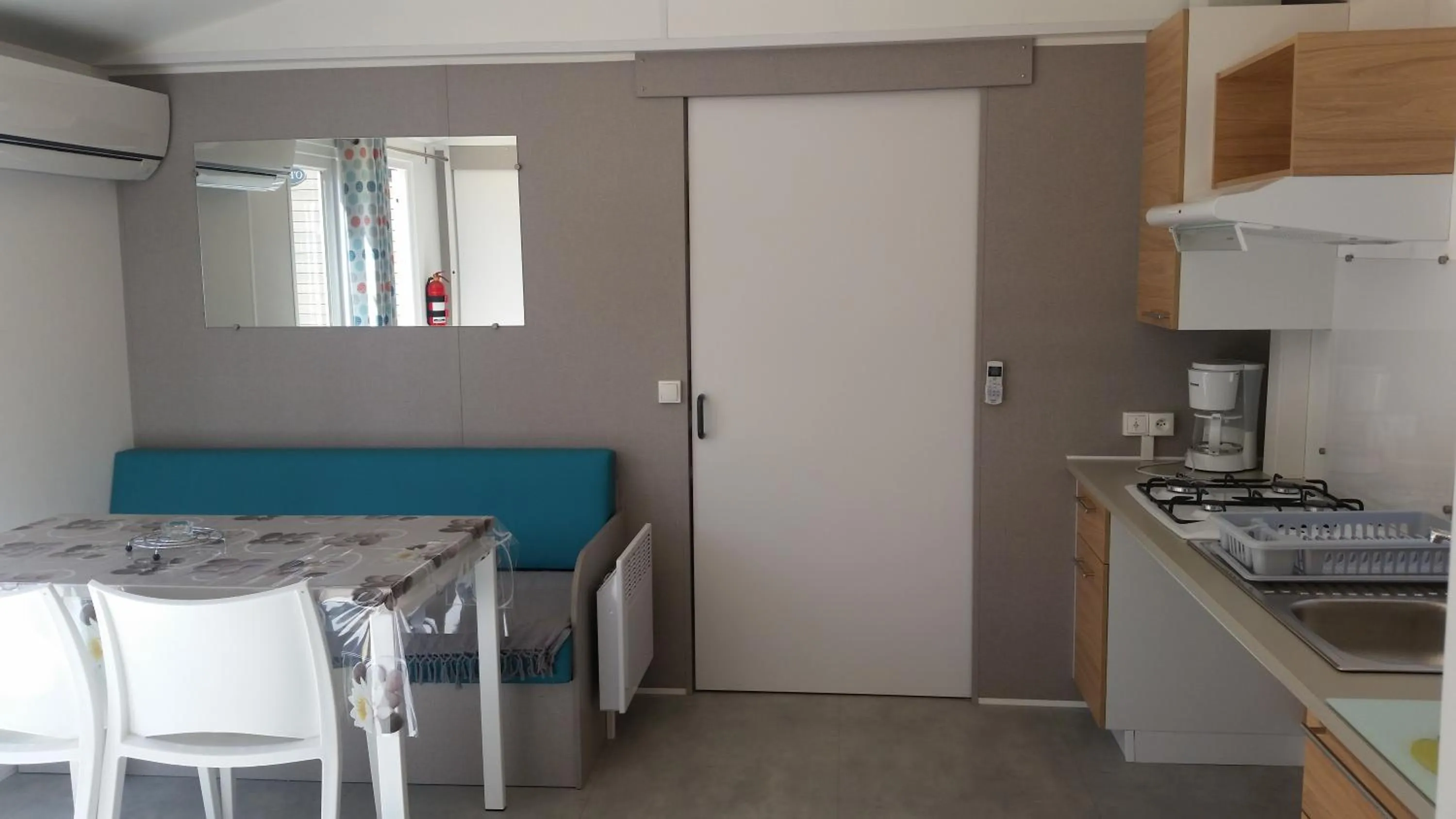 Dining area in Camping La Pinède